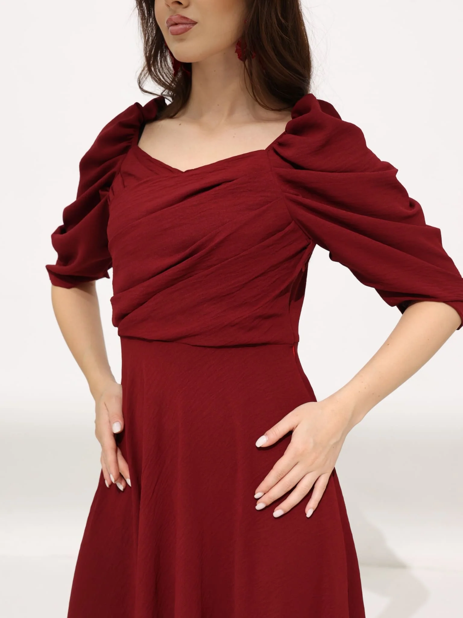 Aeliya Textured Maroon Pleated Dress - Image 2