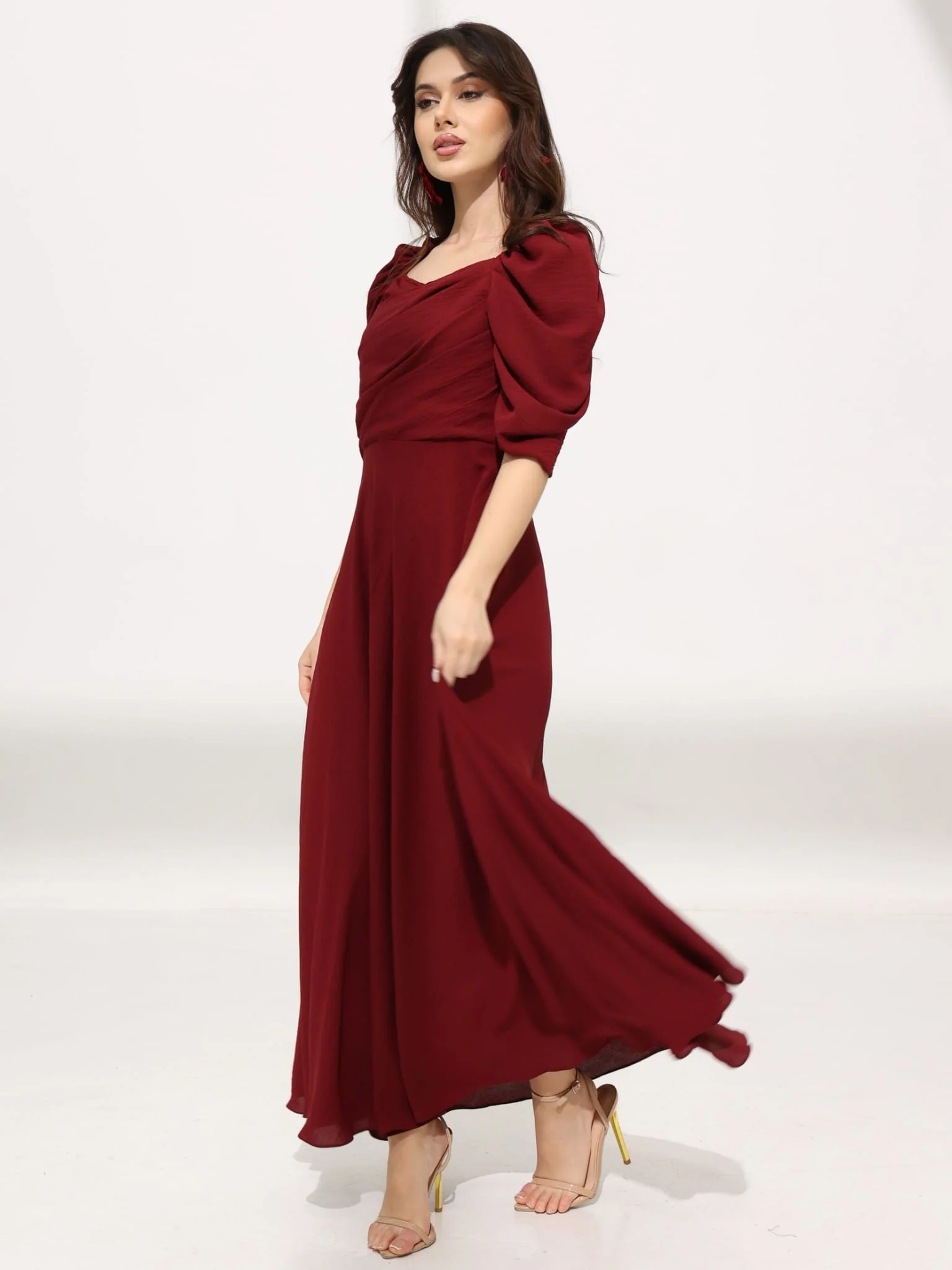 Aeliya Textured Maroon Pleated Dress - Image 5