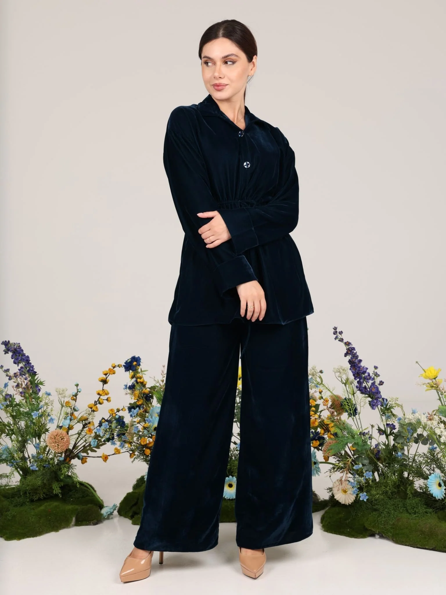 Anthea Blue Velvet Co Ord Set - Image 8