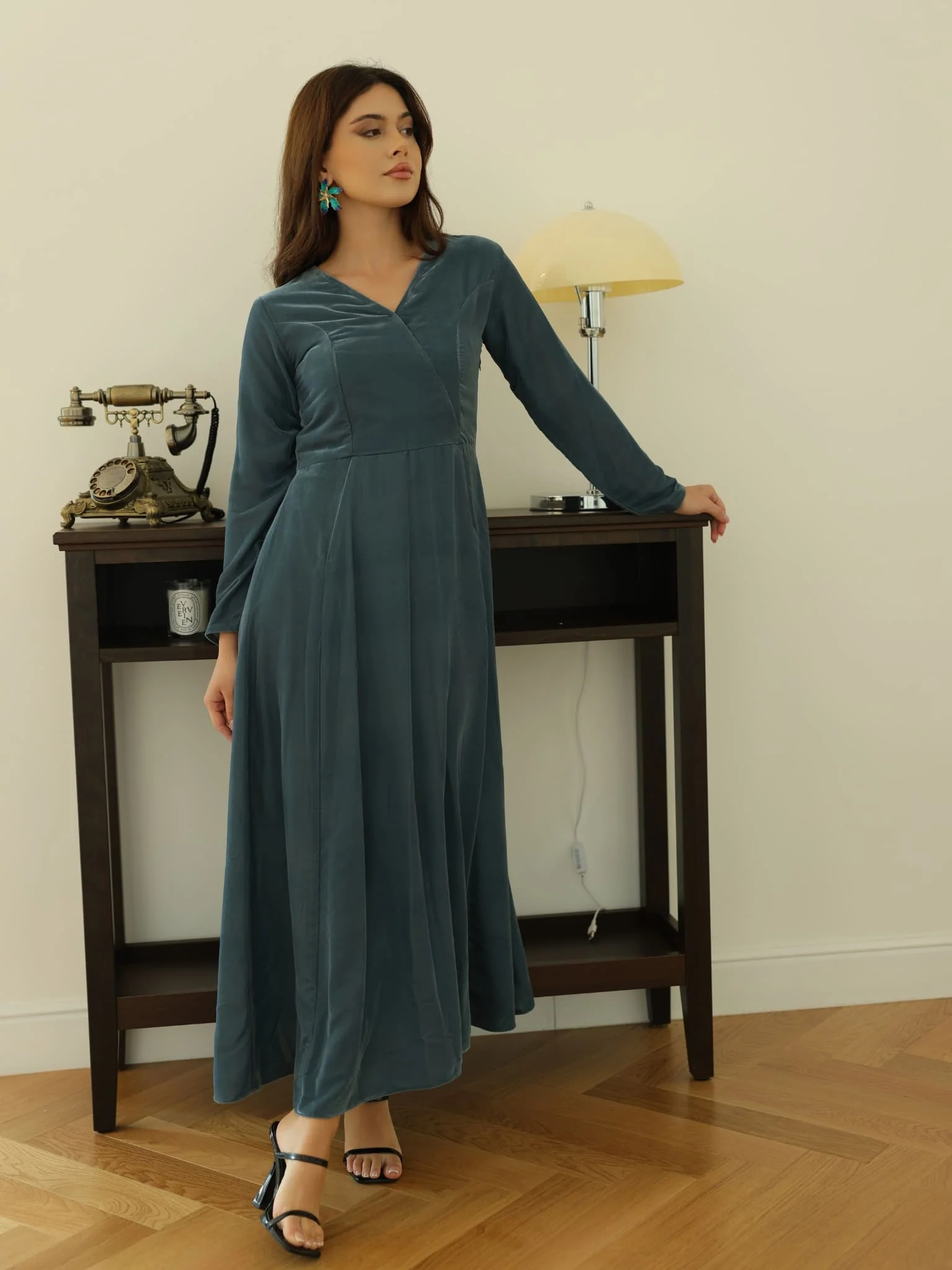 Aphira Smoky Blue Velvet Dress - Image 6