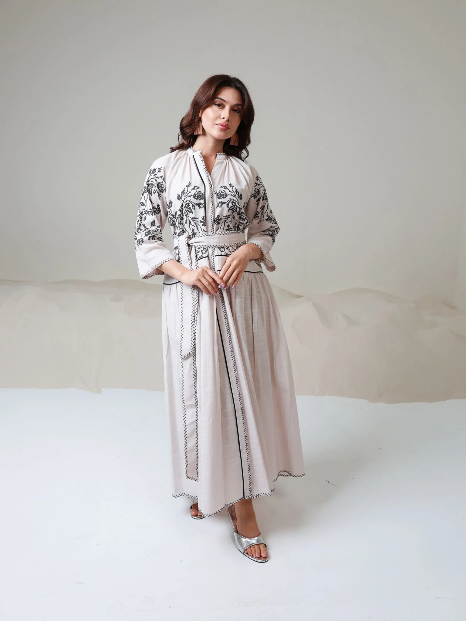 Black Eralis Printed Long Belted Dress - Image 4