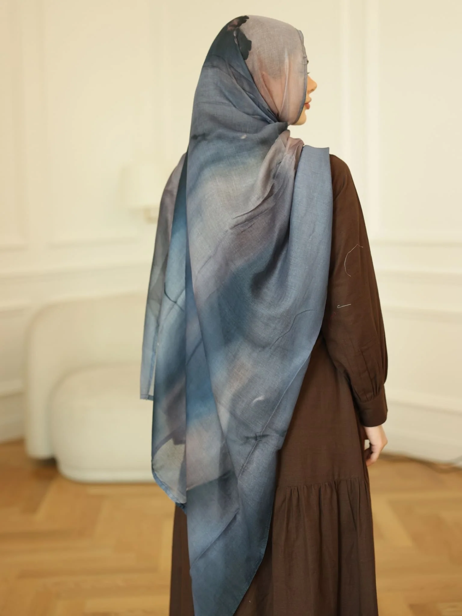 Black Marble Printed Hijab - Image 2