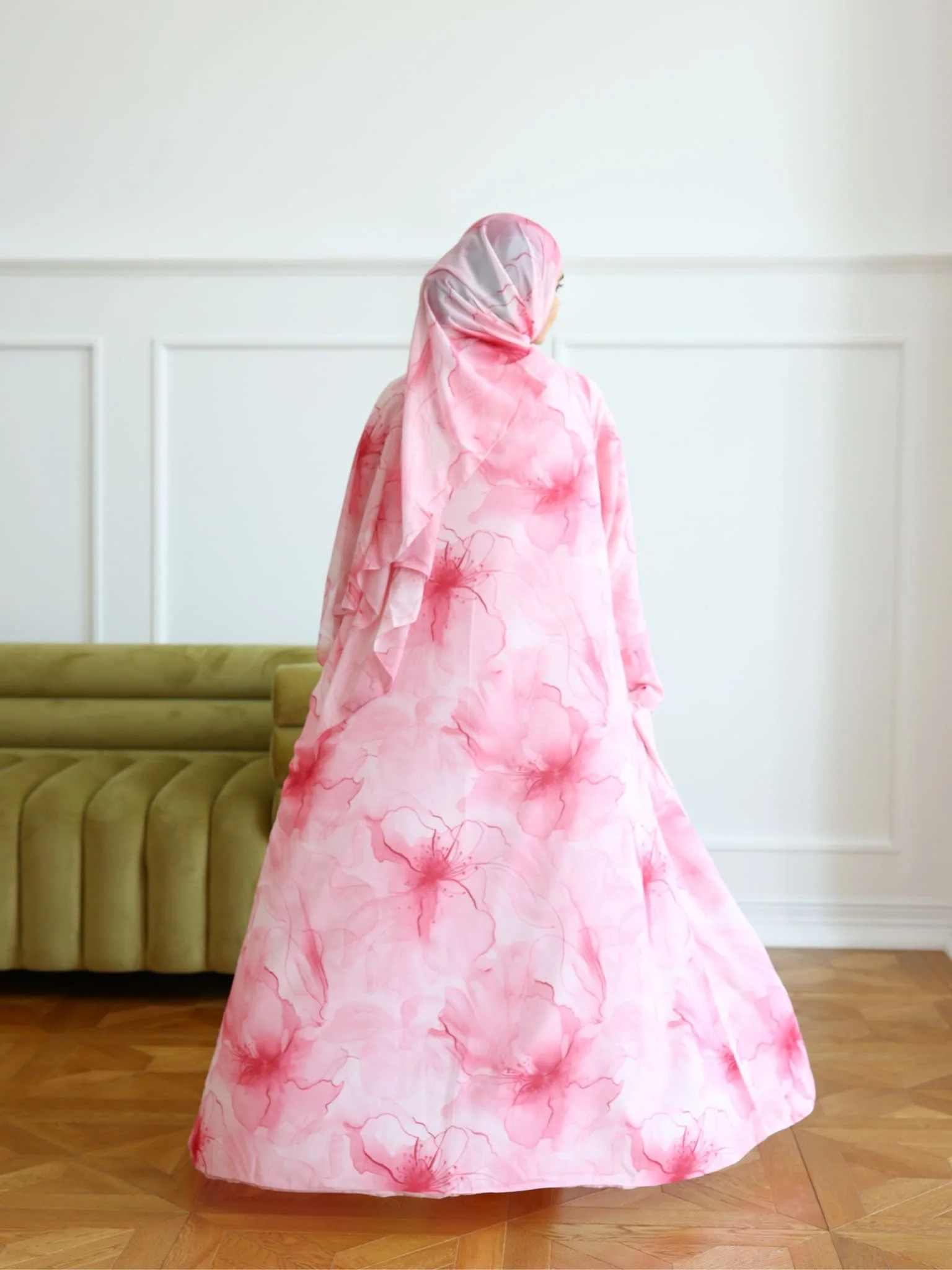 Blooming Pink Floral Stole / Sheila - Image 3