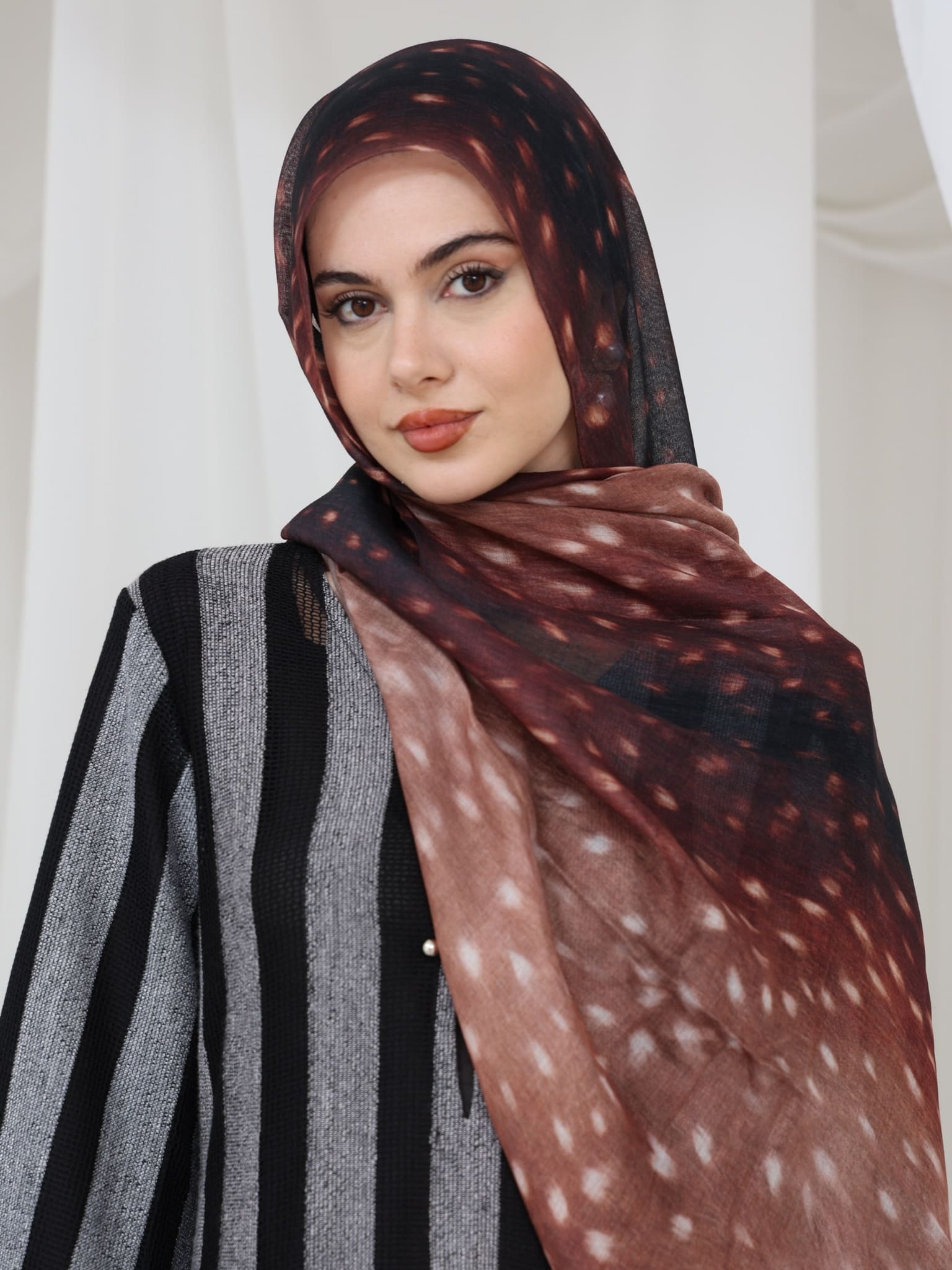 Breathable Deer Pattern Hijab/Stole - Image 2