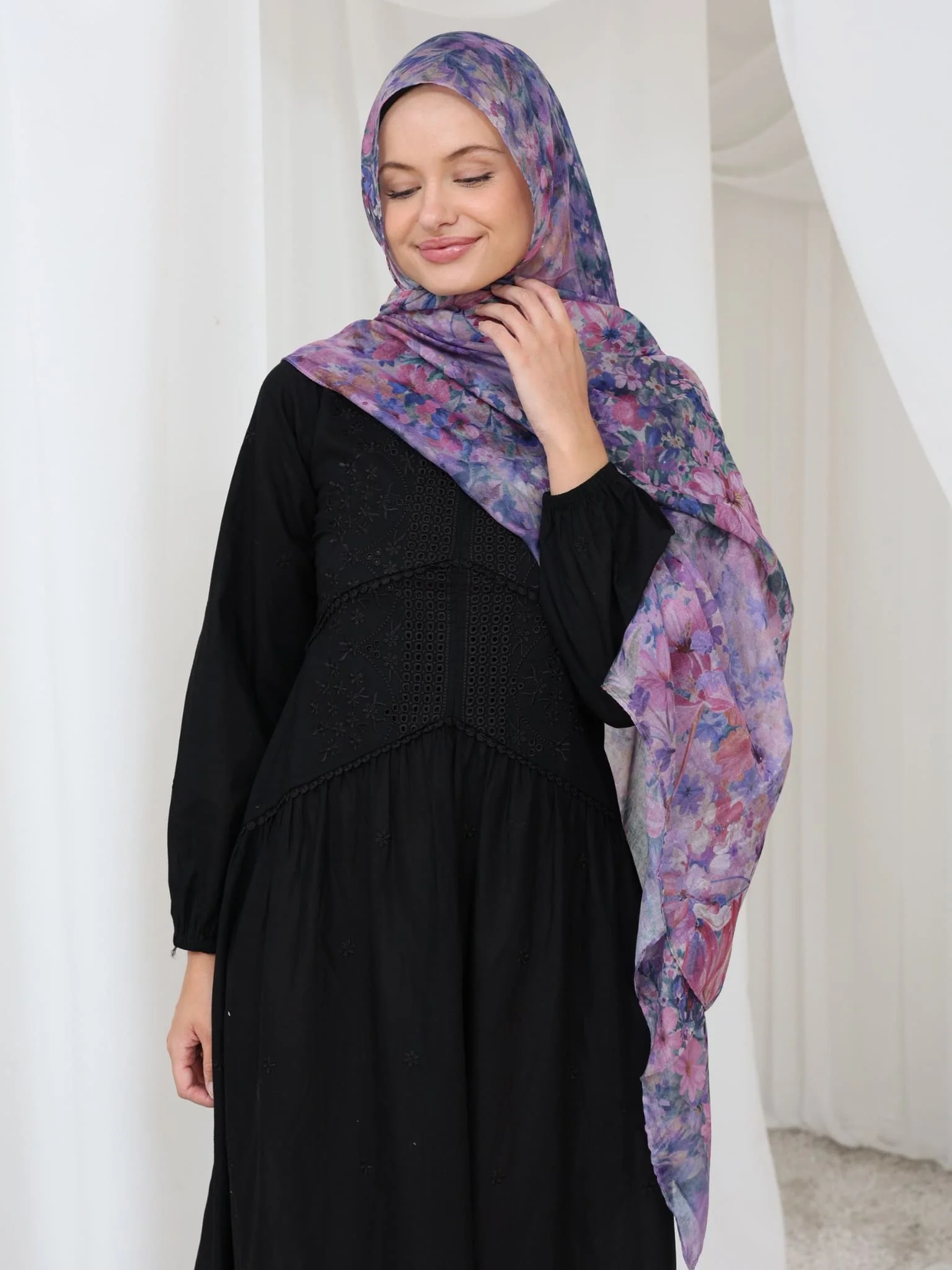 Breathable Whimsical Hijab/Stole - Image 5