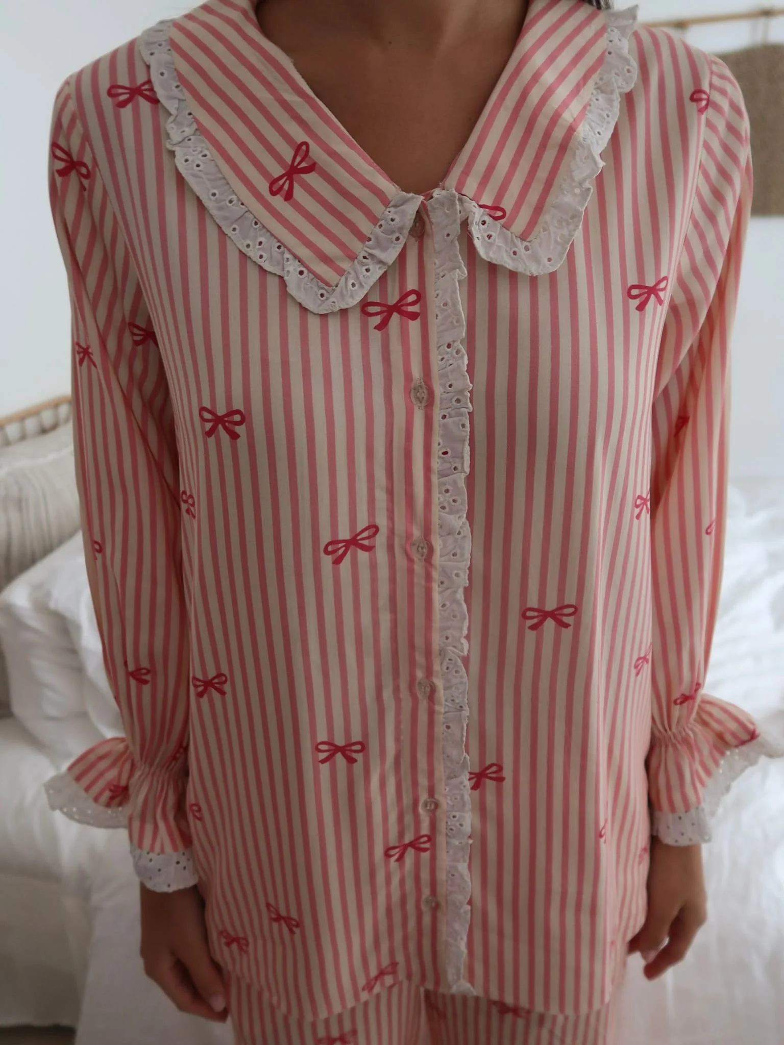 Cushie Bow Lounge Frill Shirt - Image 8