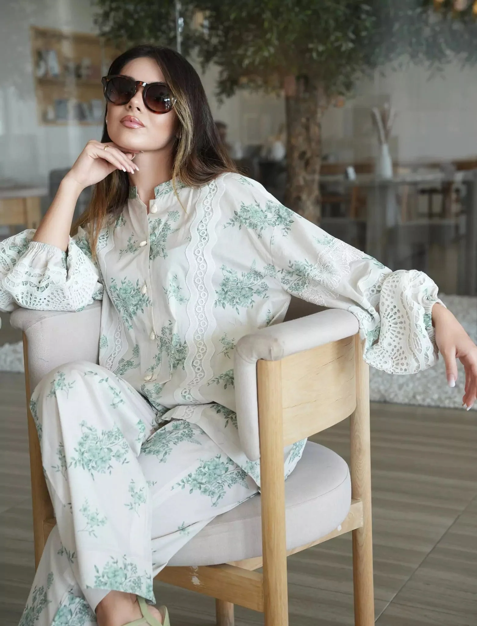 Diara Lace Co Ord Set - Image 4