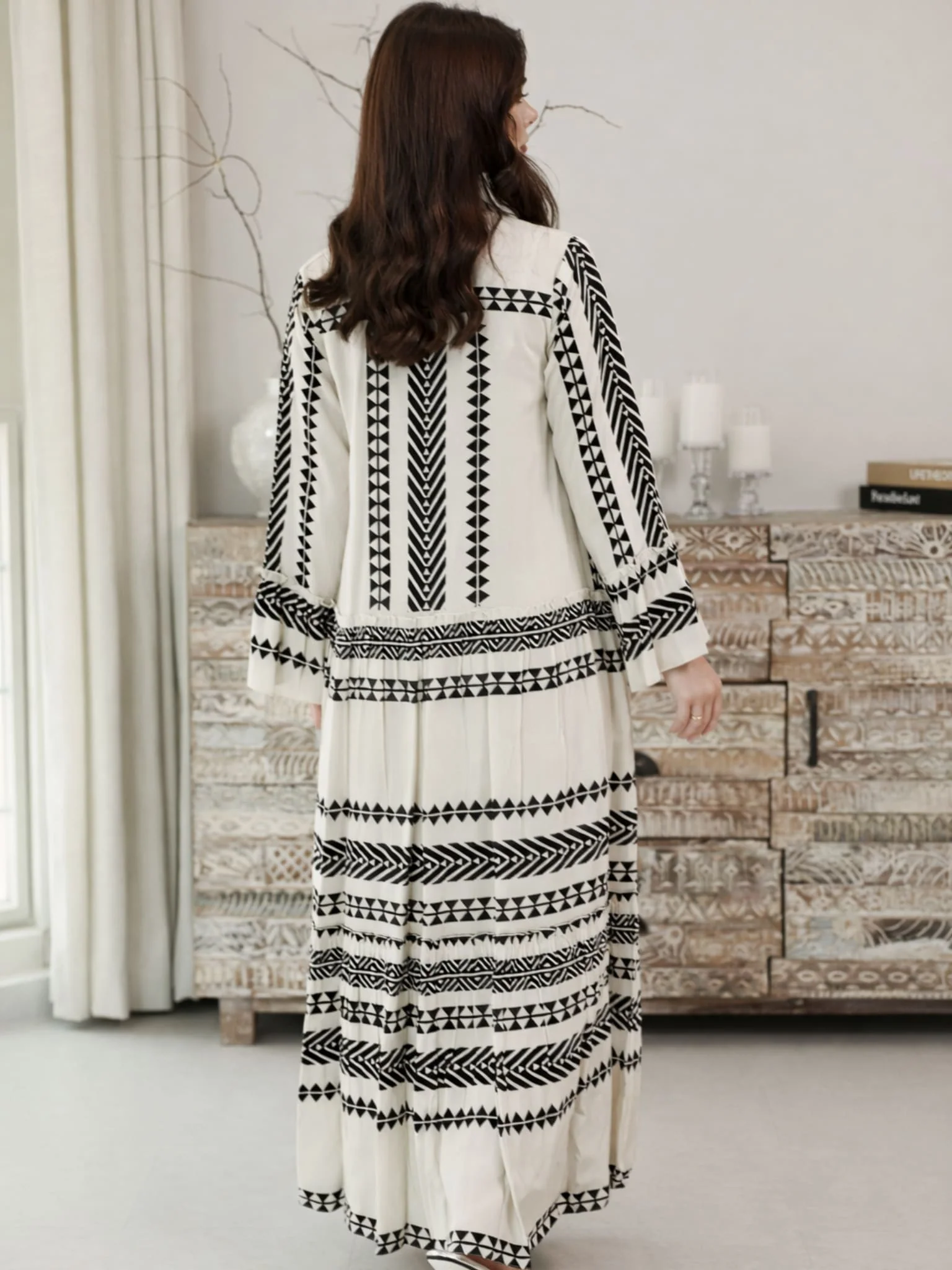 Eden Lines Black Dress With Pockets - Image 3