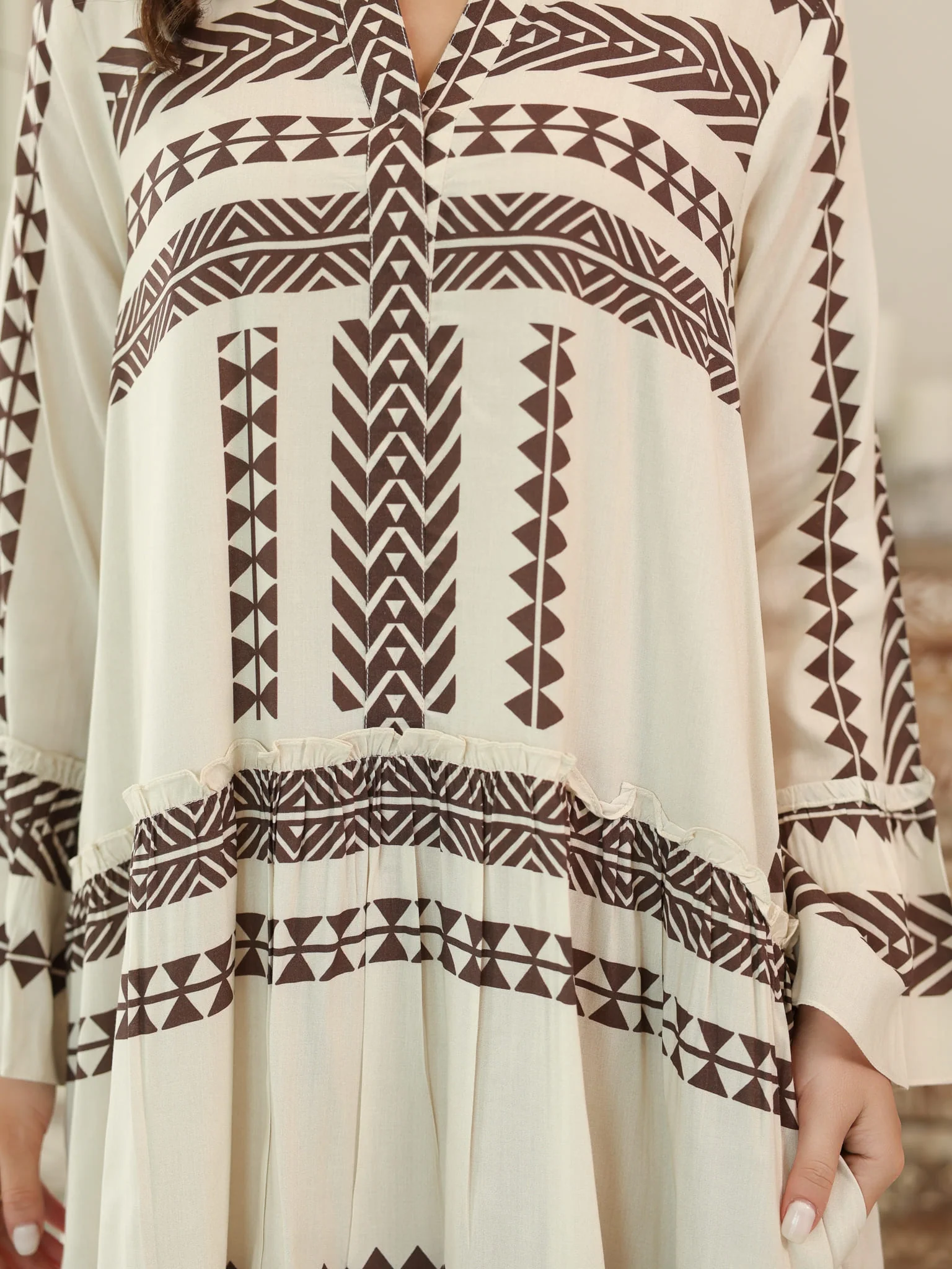 Eden Lines Brown Dress With Pockets - Image 2