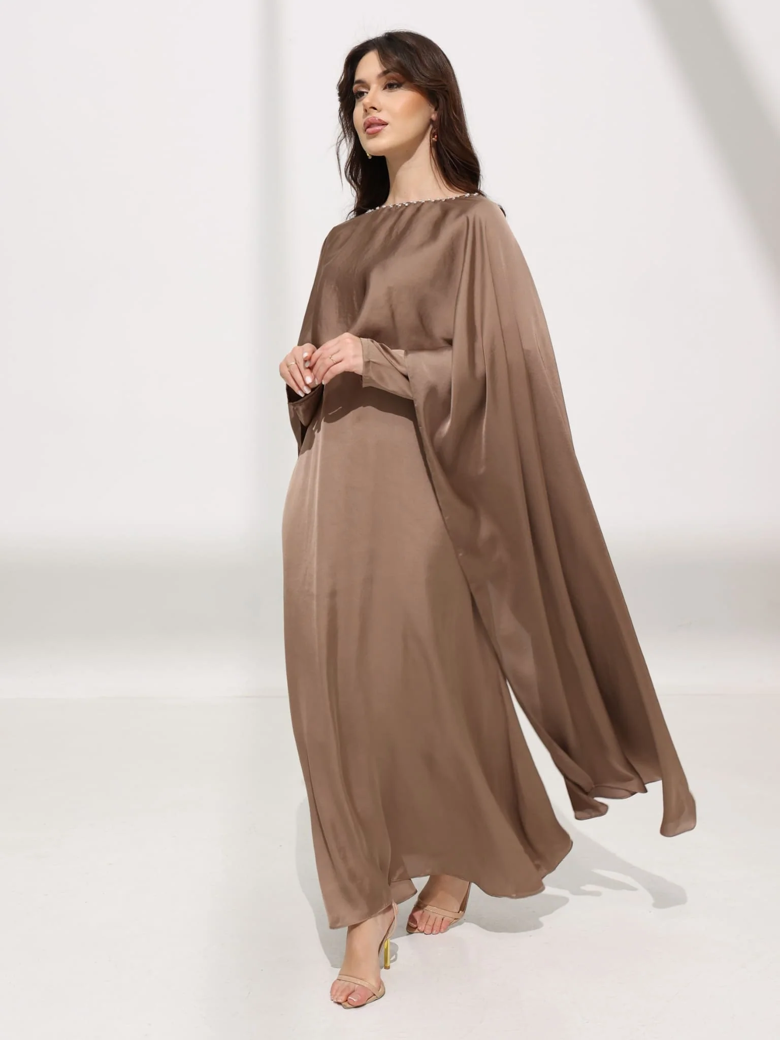 Ferisha Dusky Embellished Cape And Dress - Image 10