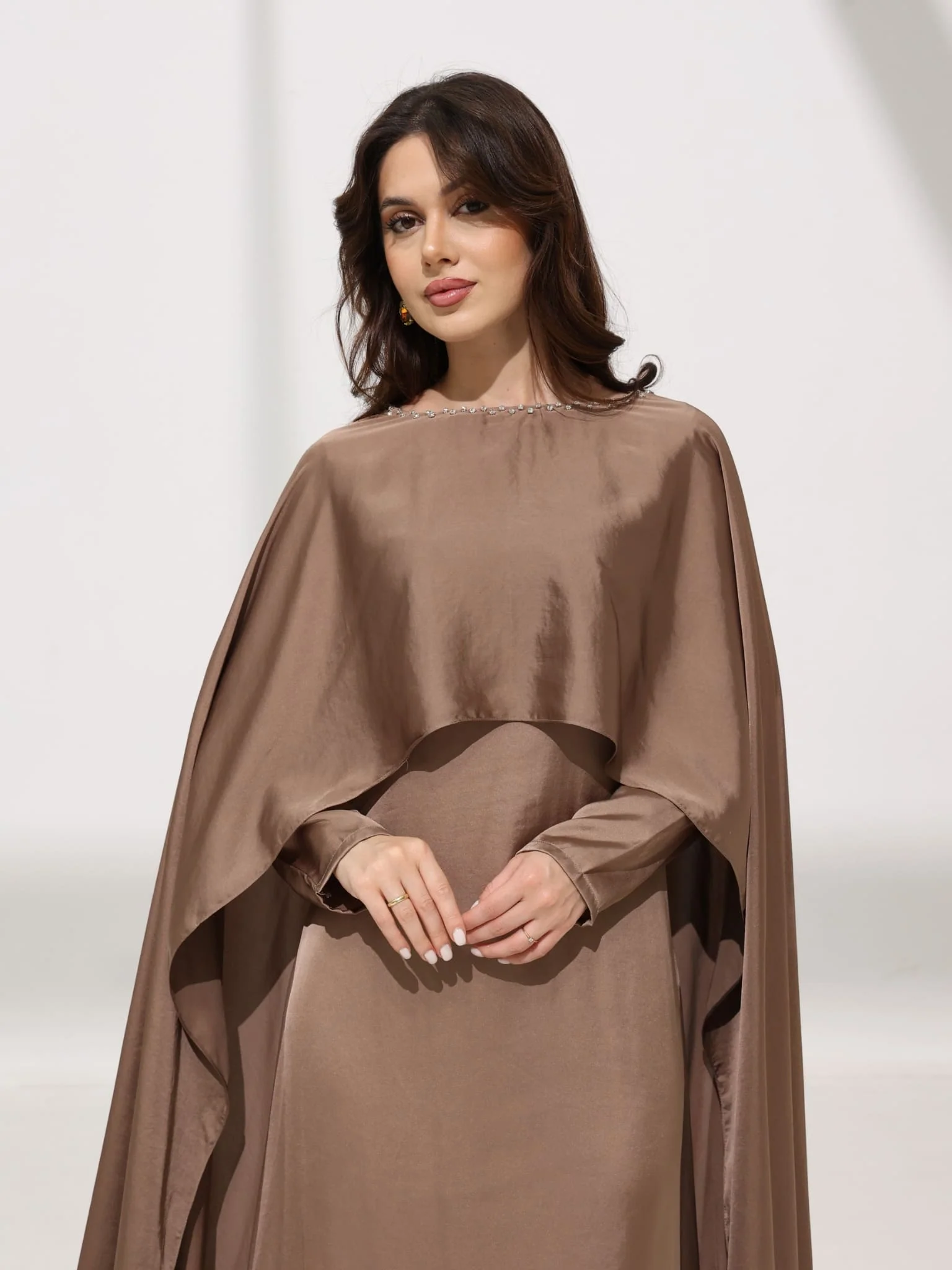 Ferisha Dusky Embellished Cape And Dress - Image 11