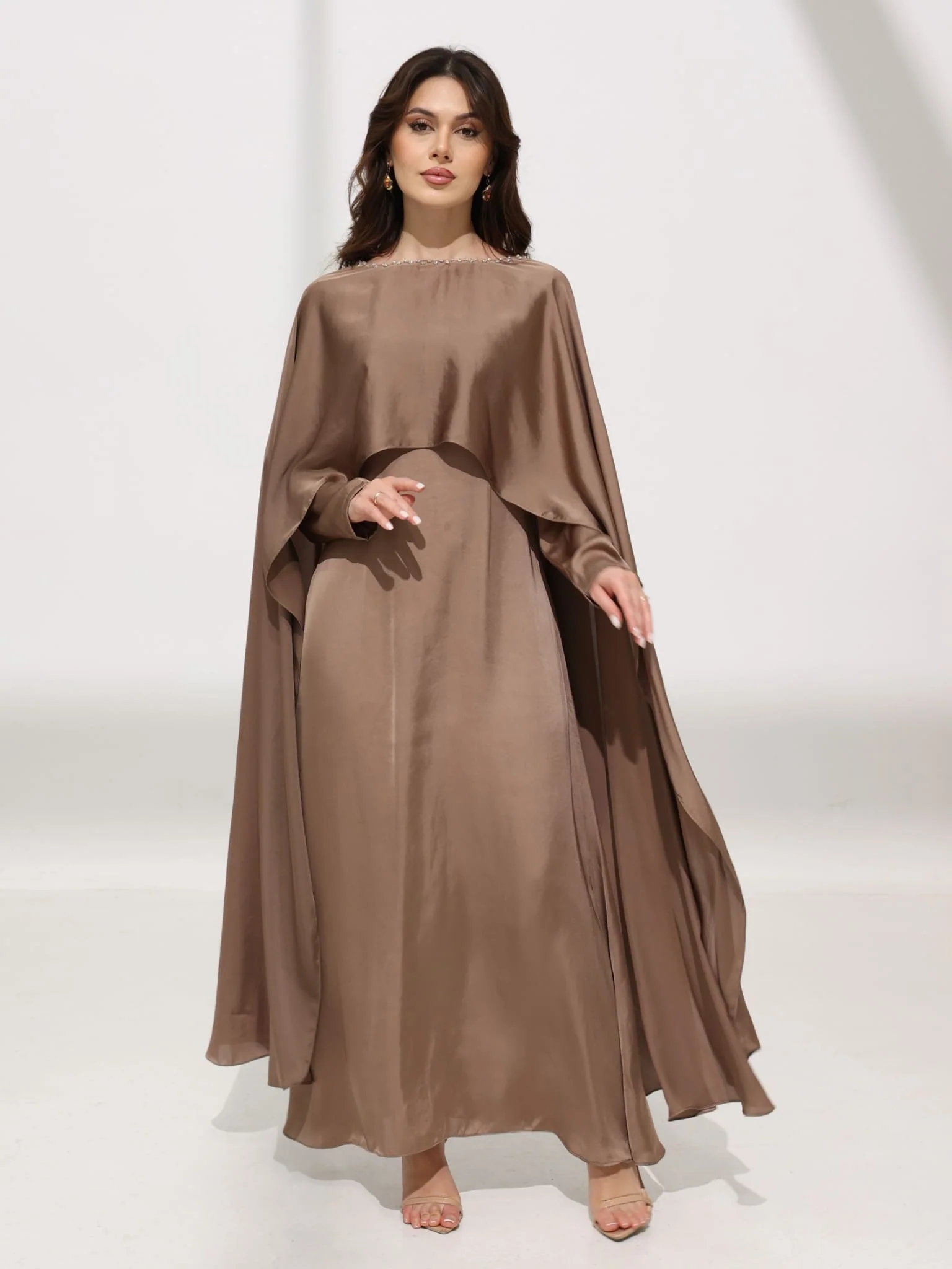 Ferisha Dusky Embellished Cape And Dress - Image 12