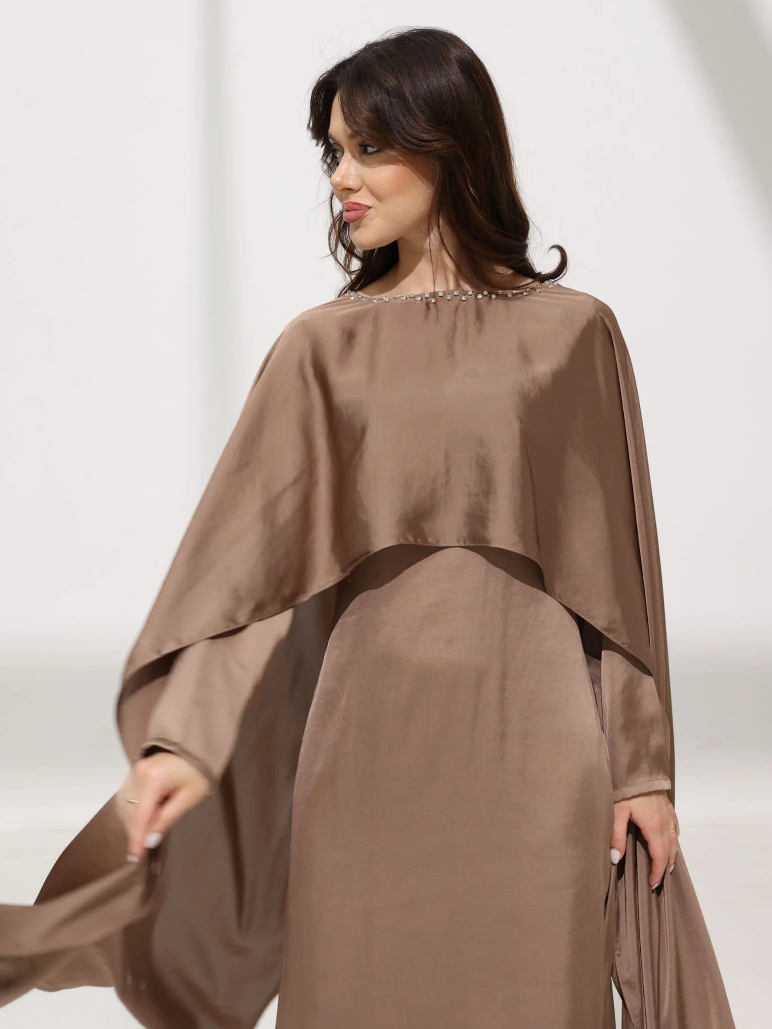 Ferisha Dusky Embellished Cape And Dress - Image 7