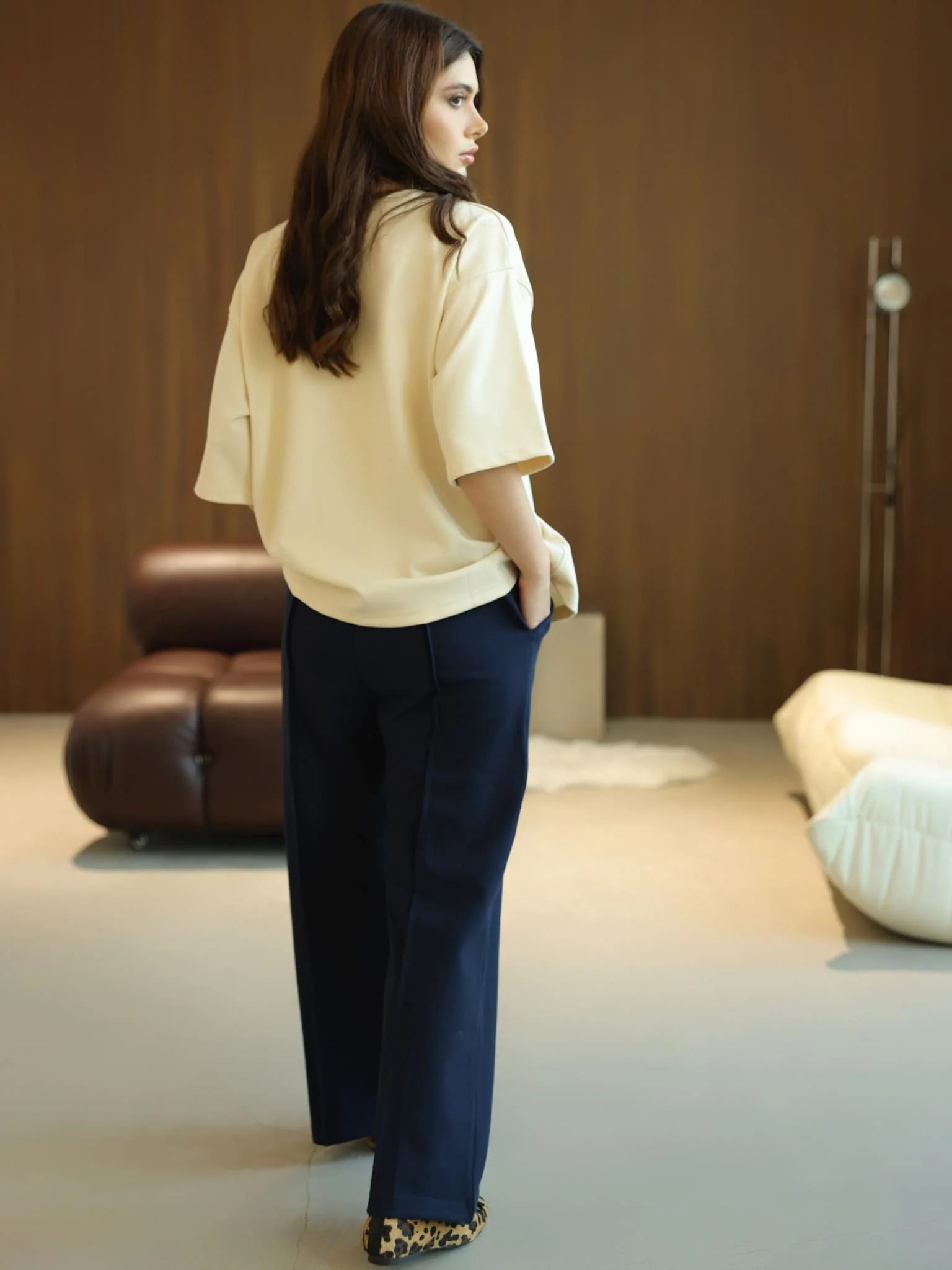 Flumie Cream Drop Shoulder Shirt - Image 3