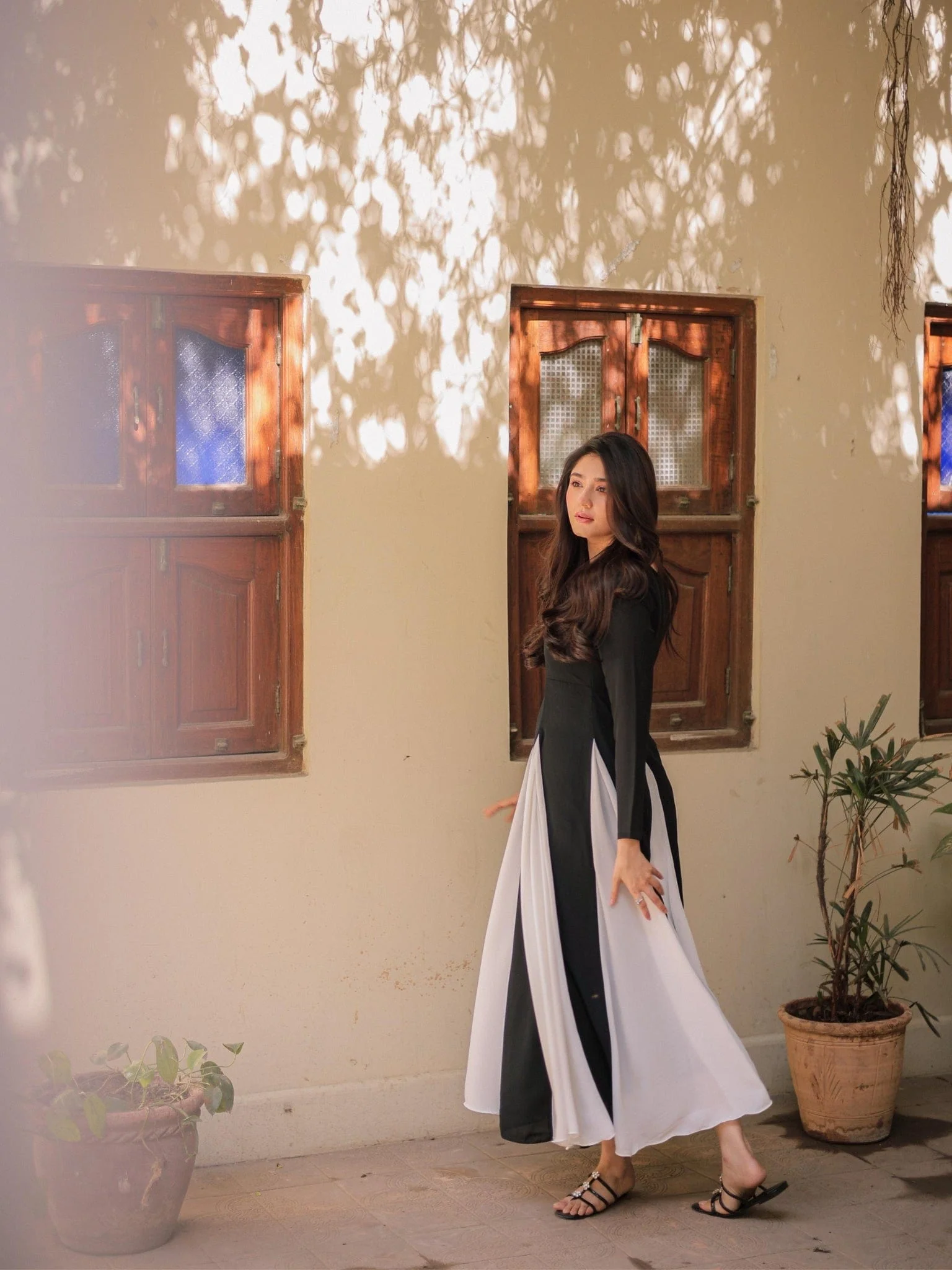 Fossor Black And White Dress - Image 5