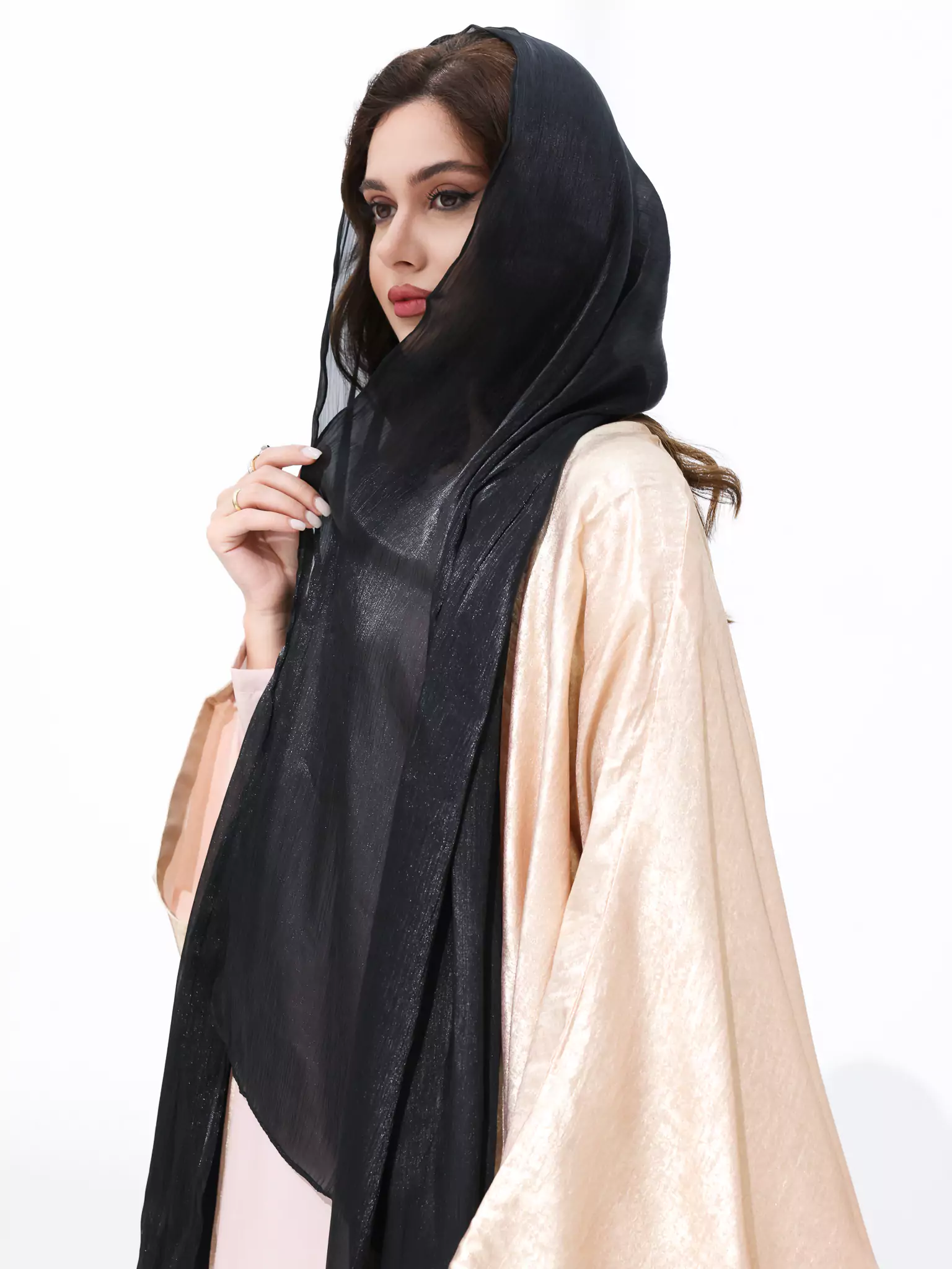 Glimmer Black Hijab - Image 3