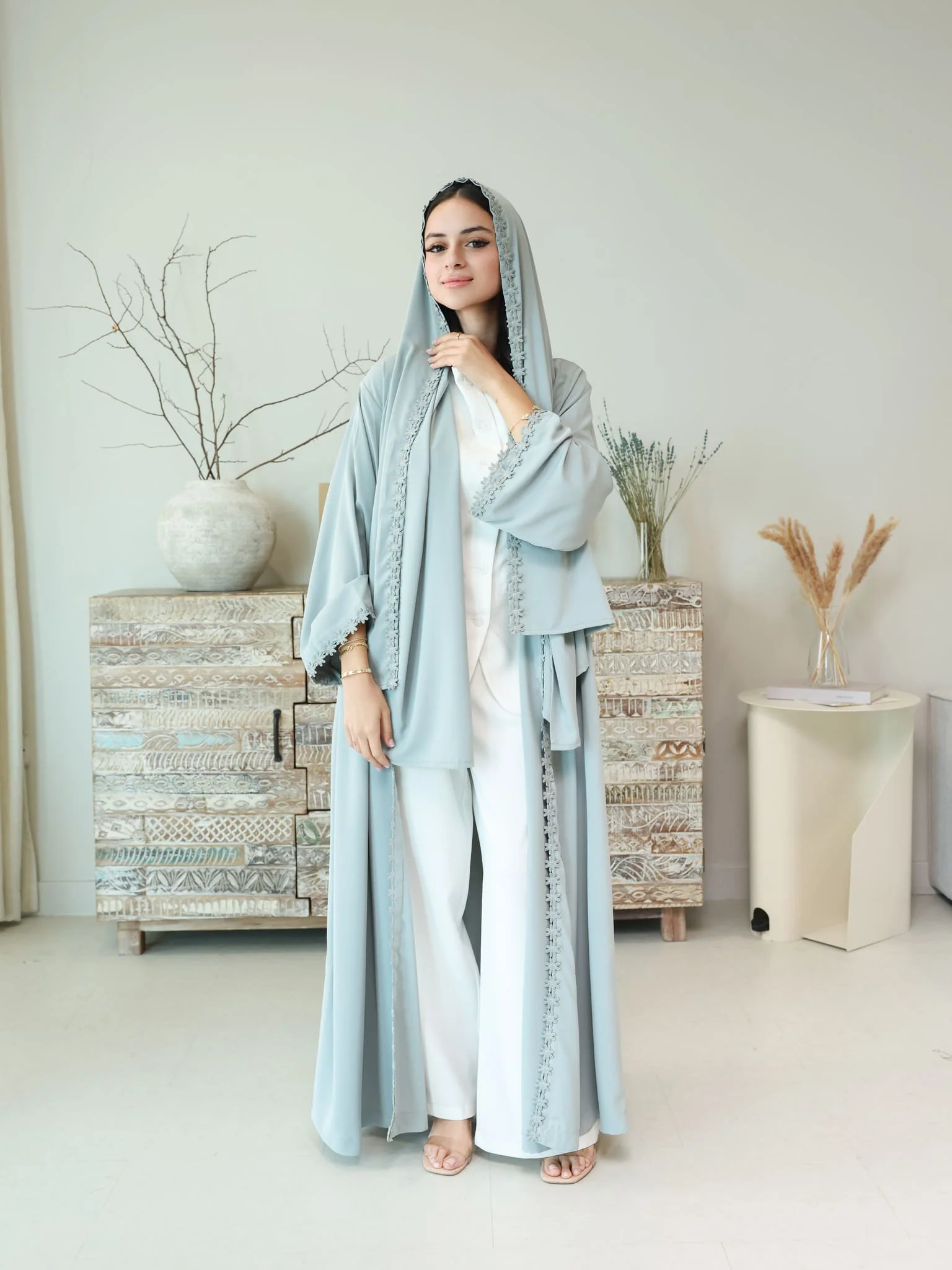 Greta Green Lace Stole - Image 5