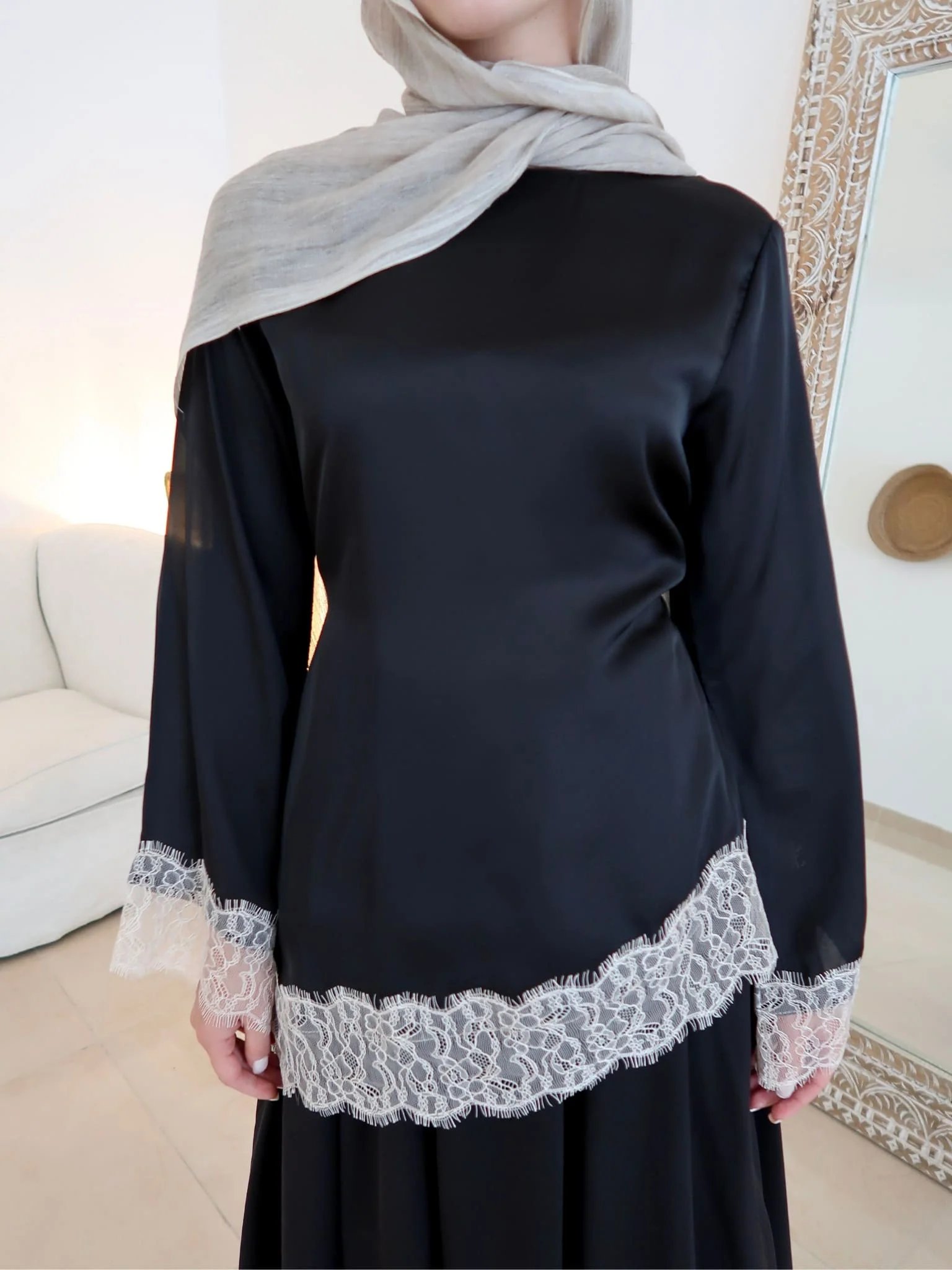 Harlyn Black And Cream Lace Shirt - Image 10