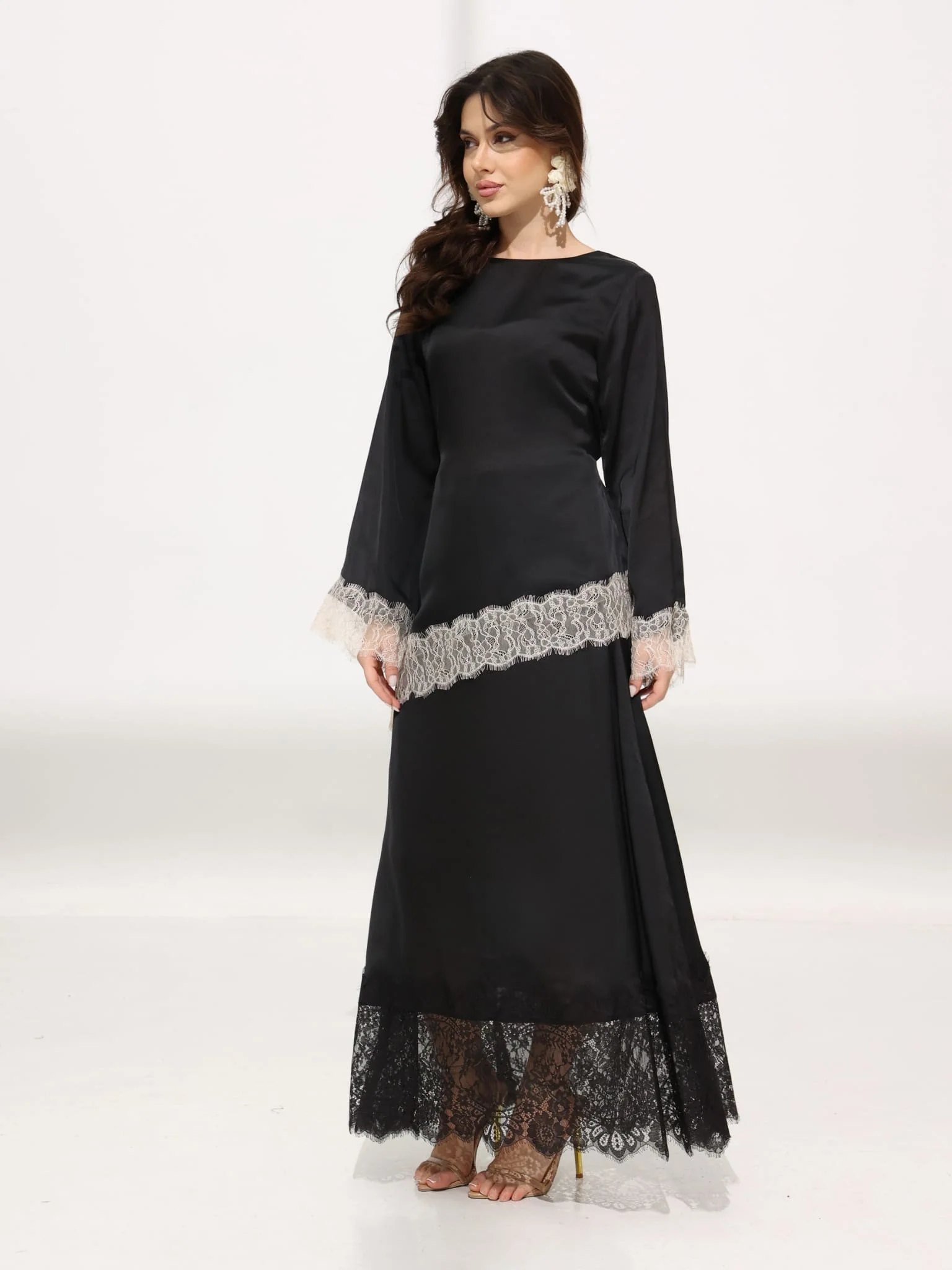 Harlyn Black Lace Skirt - Image 5