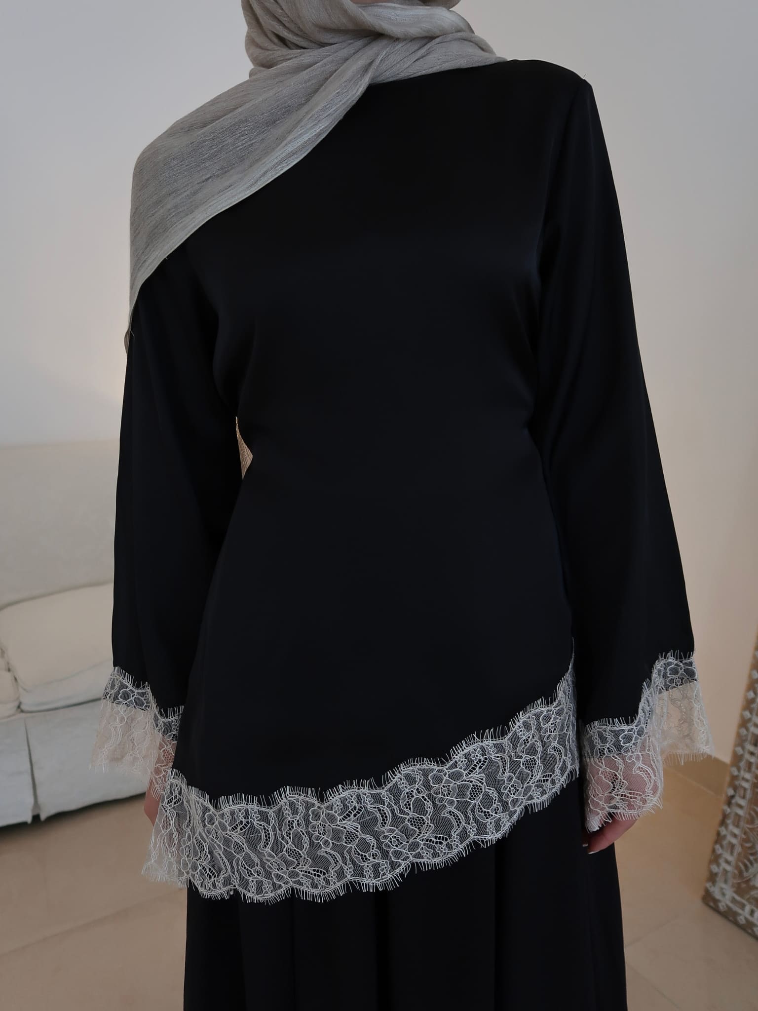 Harlyn Black And Cream Lace Shirt - Image 7