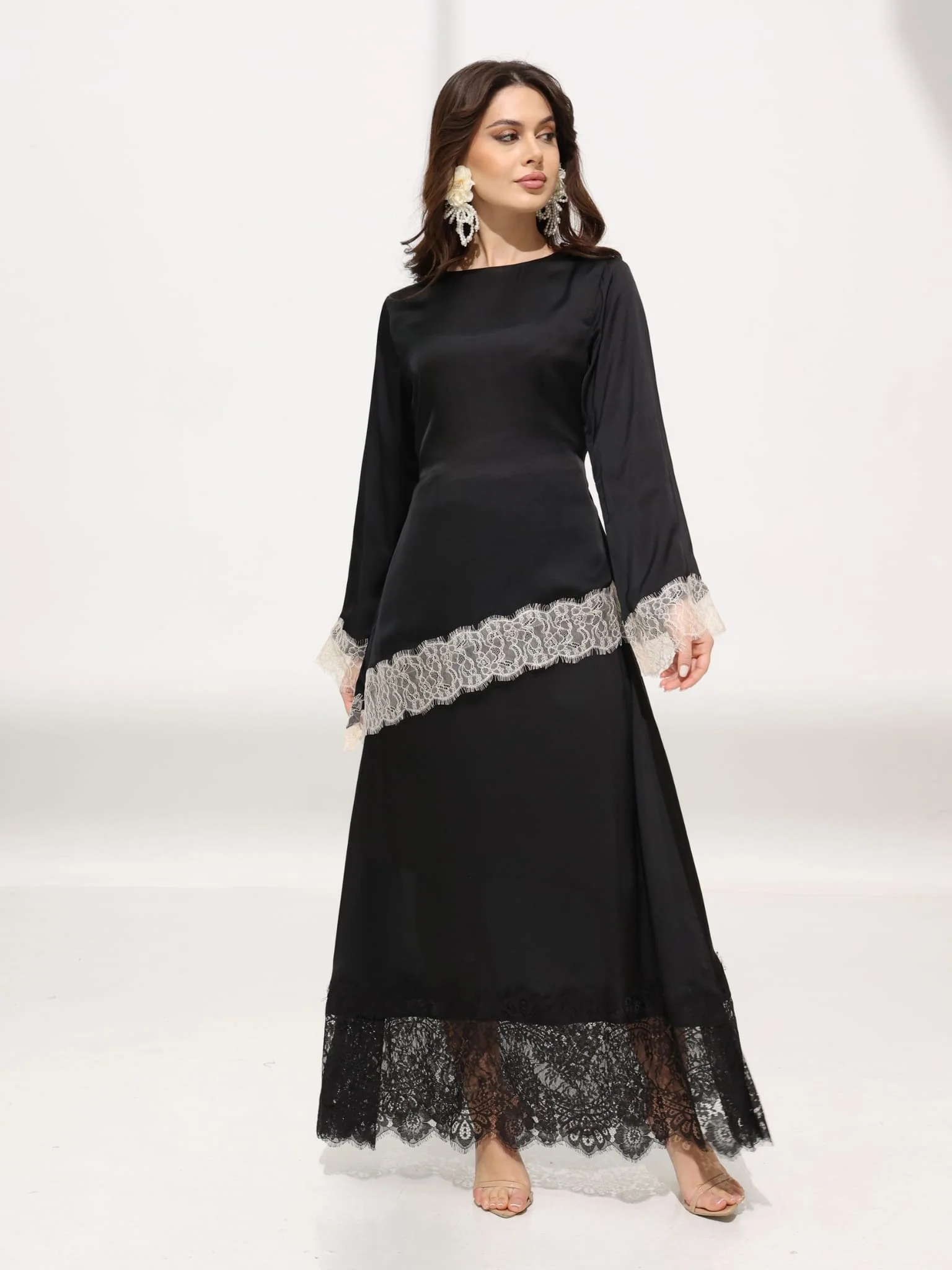 Harlyn Black Lace Skirt - Image 4