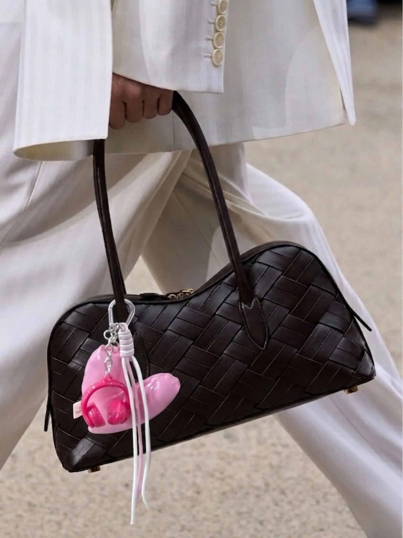Heart Headphones Pink Bag Charm - Image 4