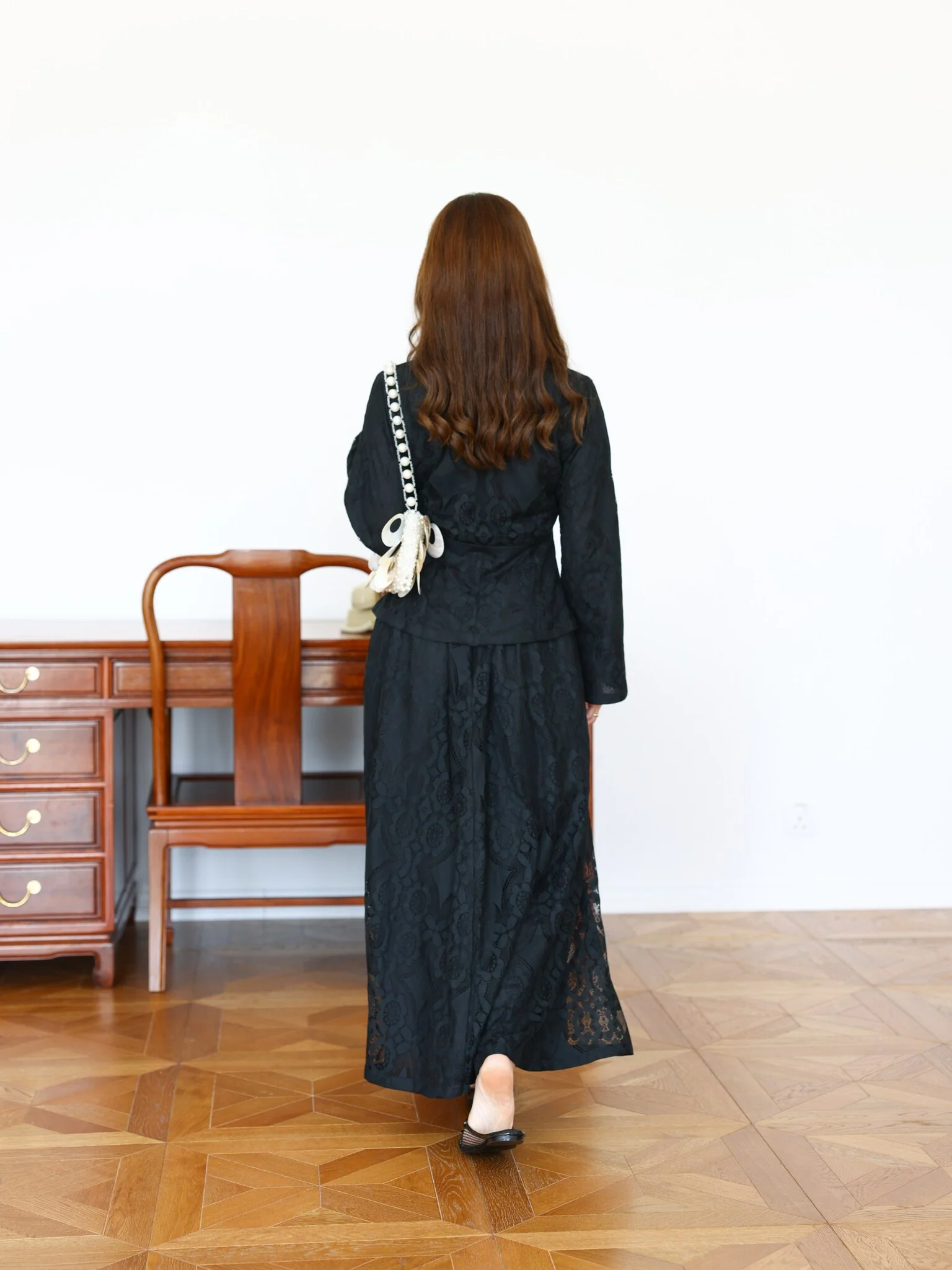 Kaenith Black Skirt And Shirt Set - Image 3