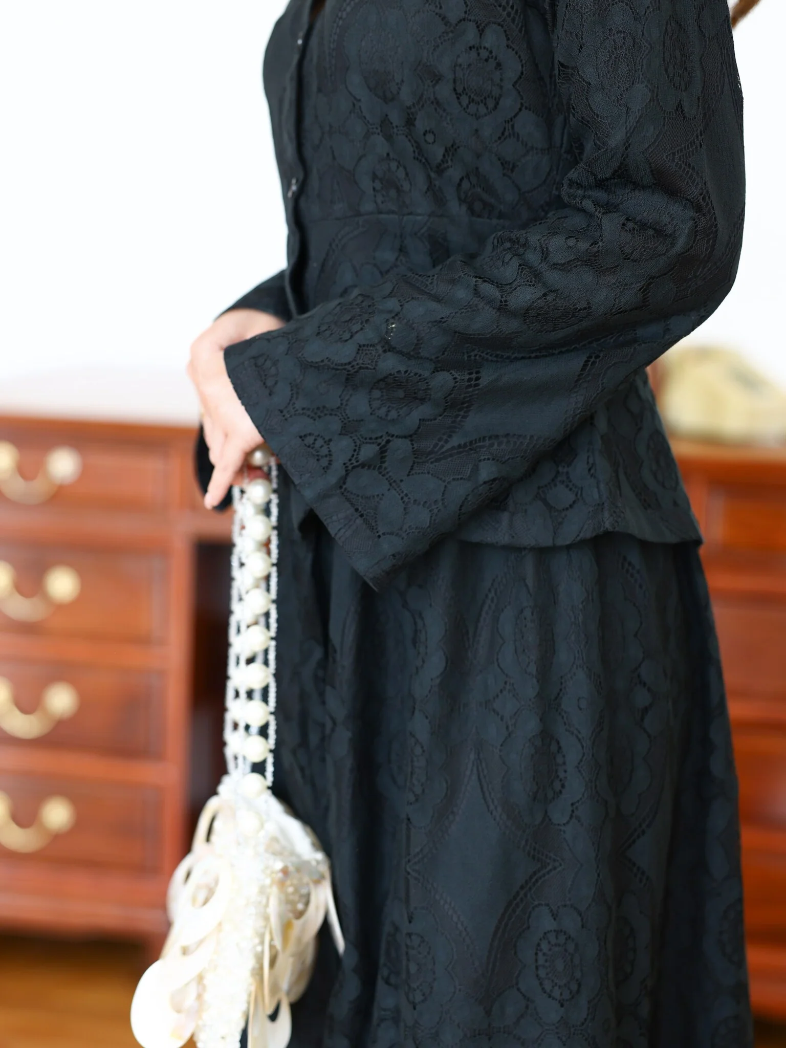 Kaenith Black Skirt And Shirt Set - Image 6
