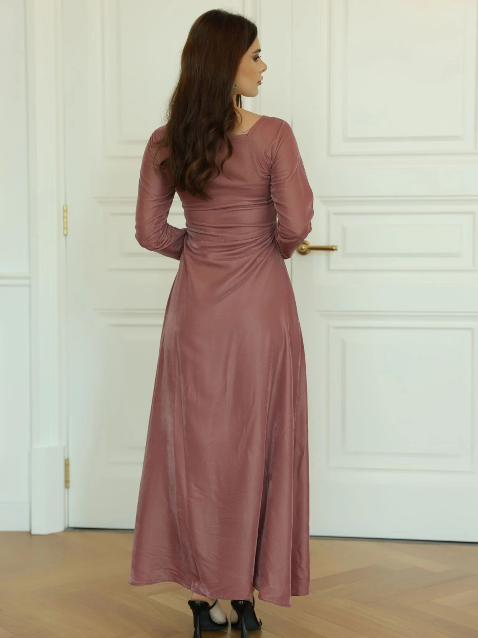 Lunessa Rose Velvet Long Dress - Image 3
