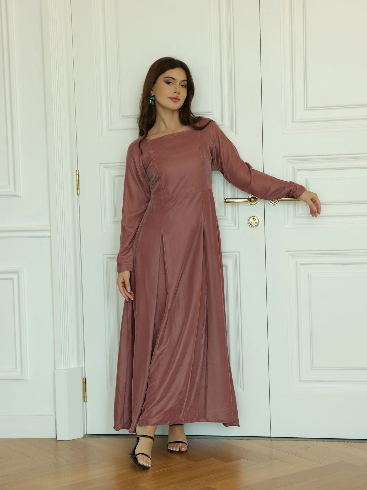 Lunessa Rose Velvet Long Dress - Image 6