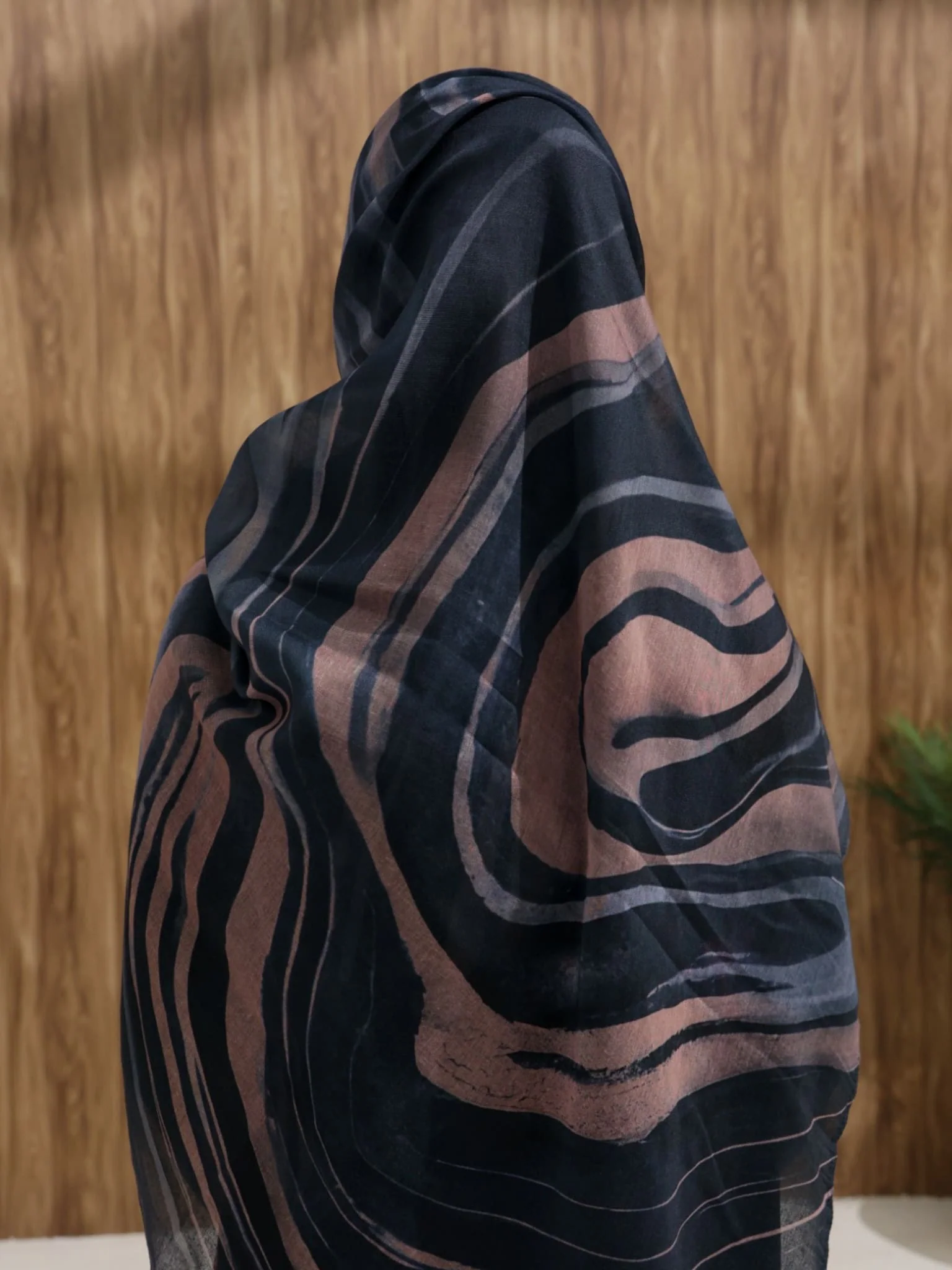 Marble Stria Printed Hijab - Image 2