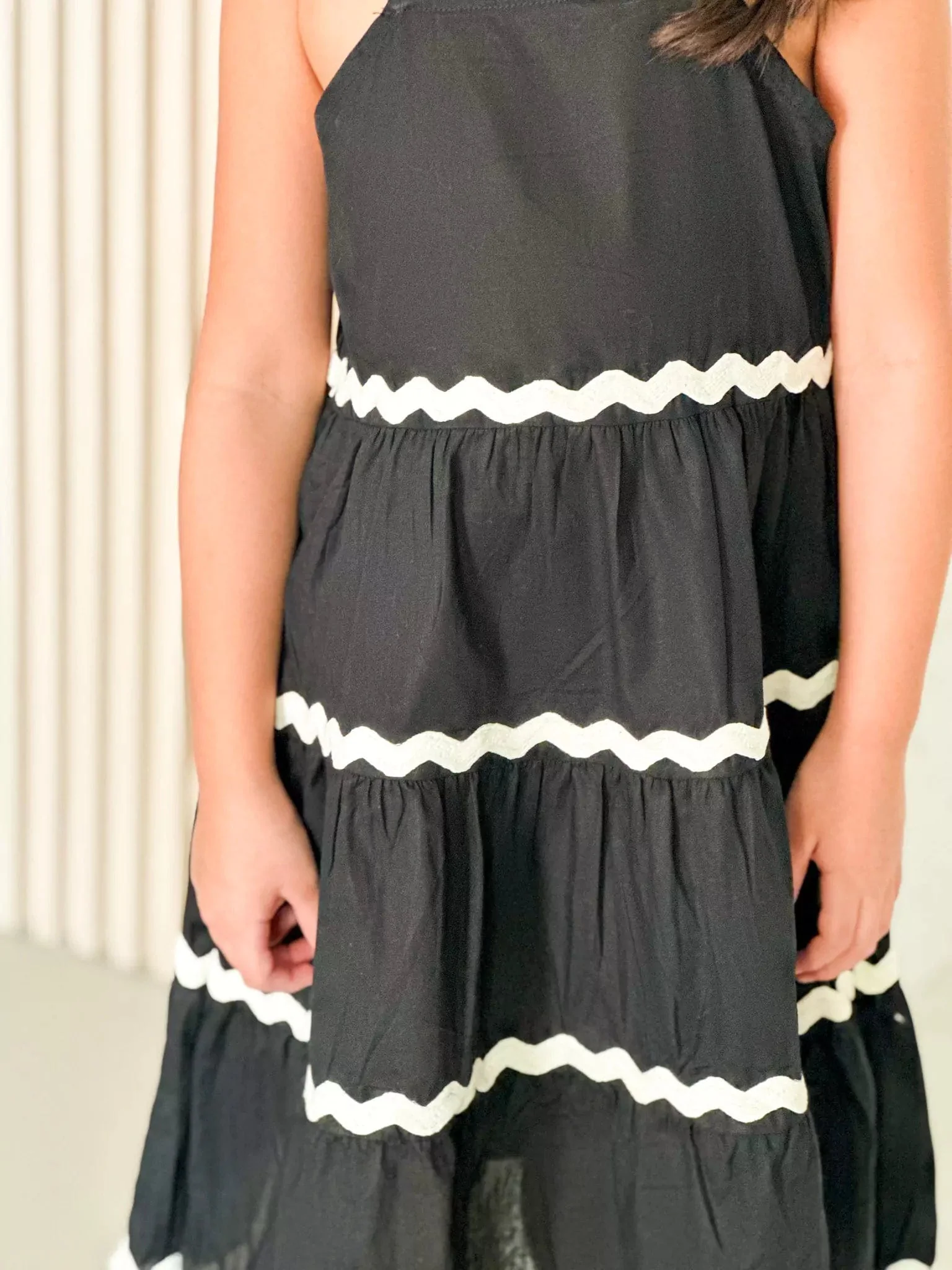 Mini Black Swirl Dress For Girls - Image 2