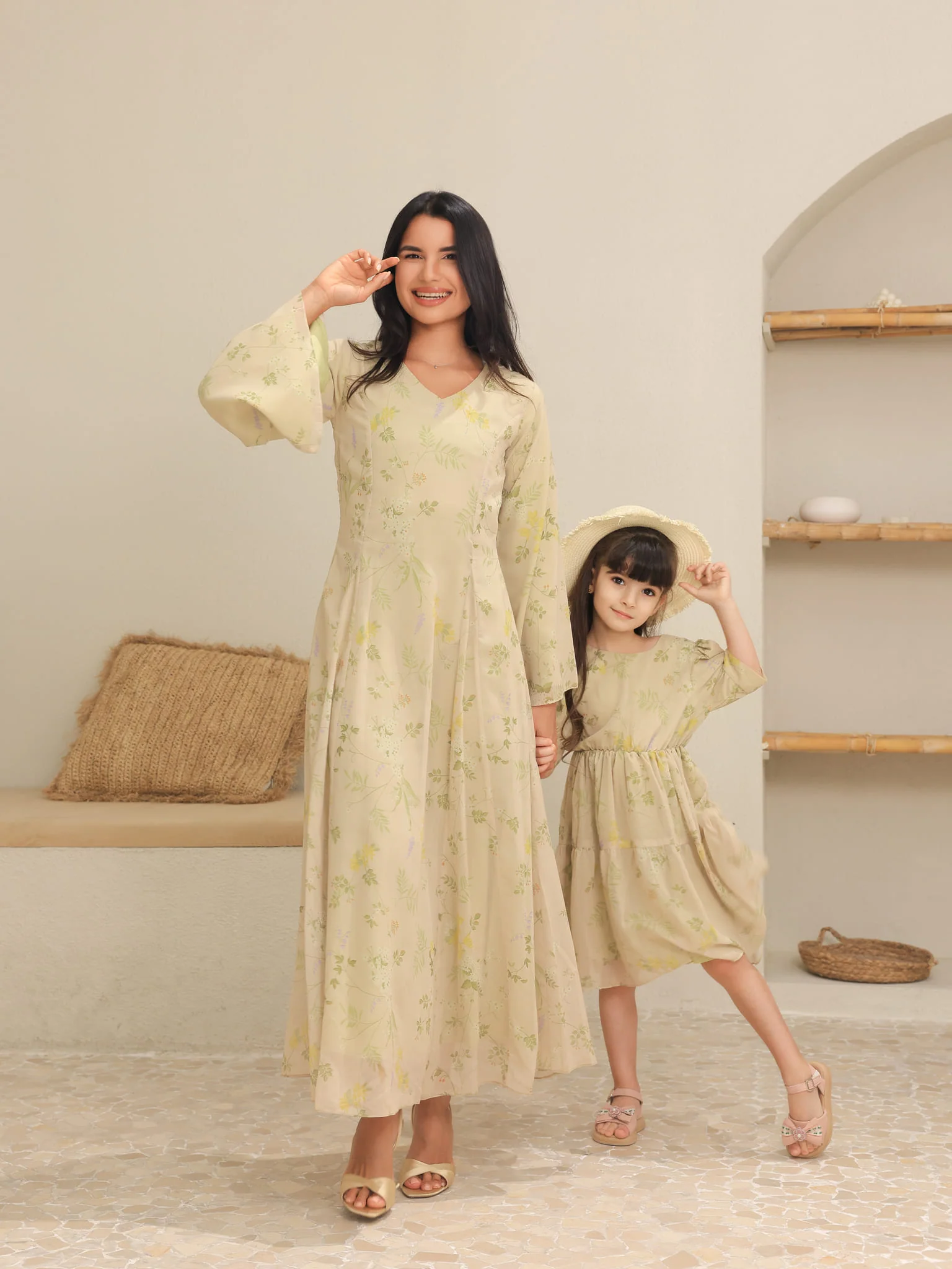 Mini Chloris Dress For Girls - Image 3