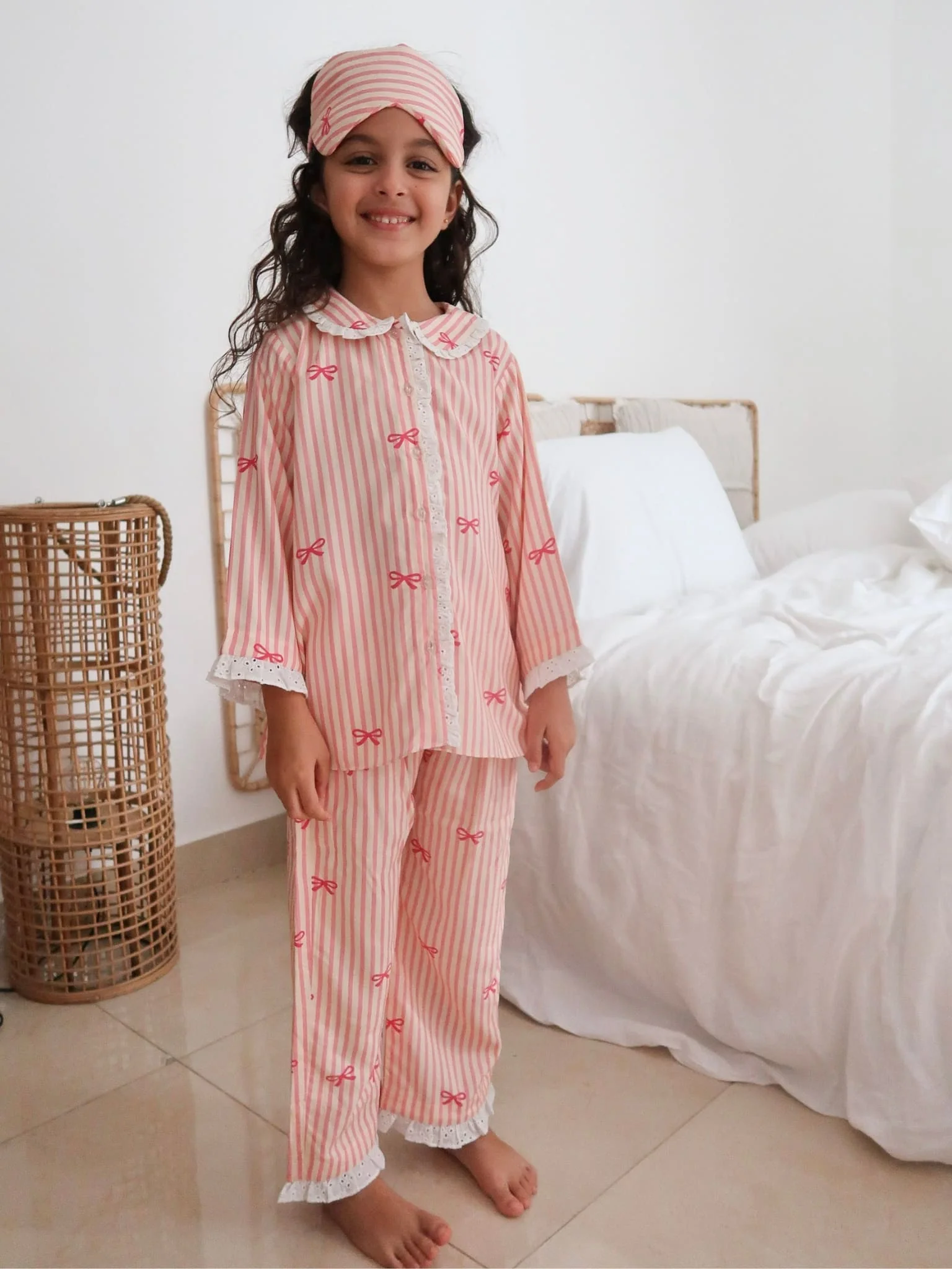 Mini Cushie Bow Lounge Co Ord Set - Image 2