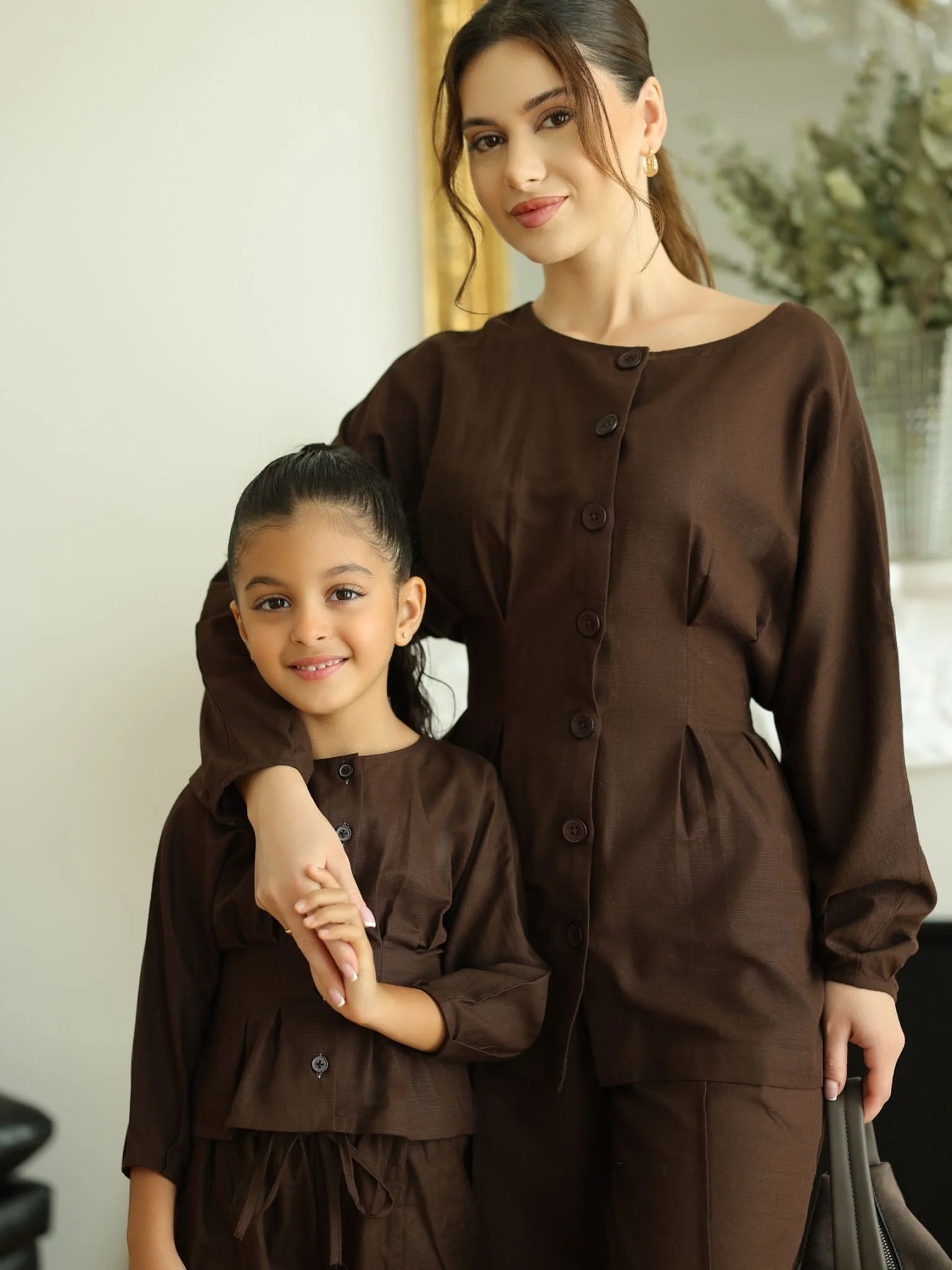 Mini Henley Brown Co Ord Set For Girls - Image 10