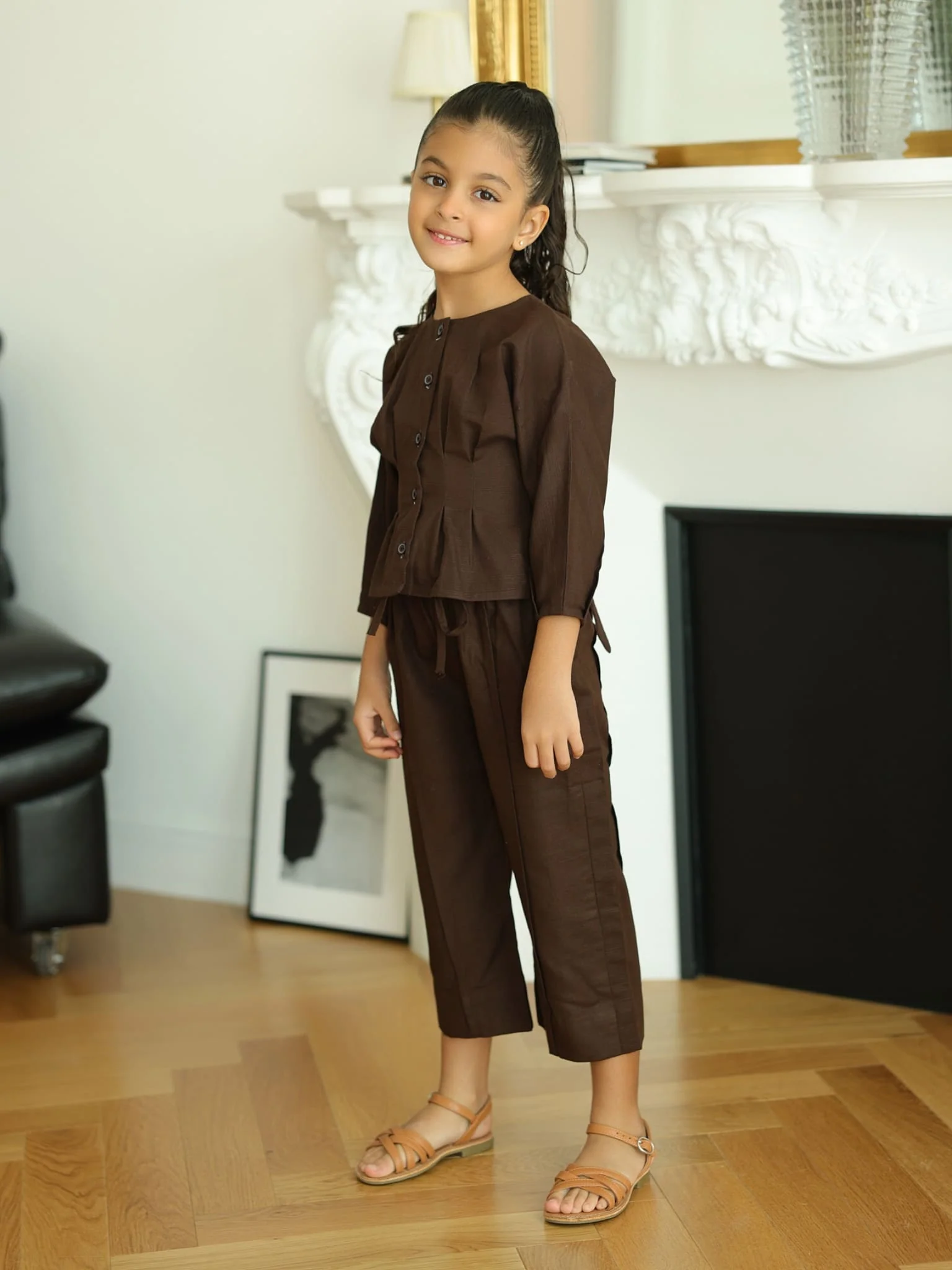 Mini Henley Brown Co Ord Set For Girls - Image 9