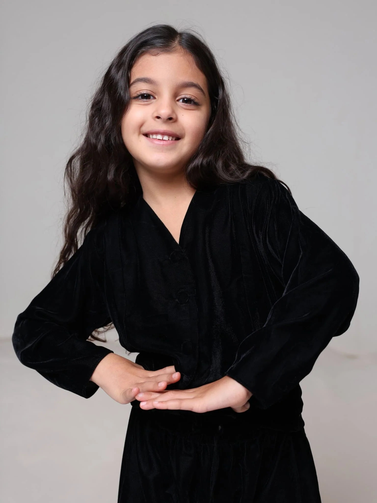 Mini Oriana Velvet Co Ord Set For Girls - Image 11