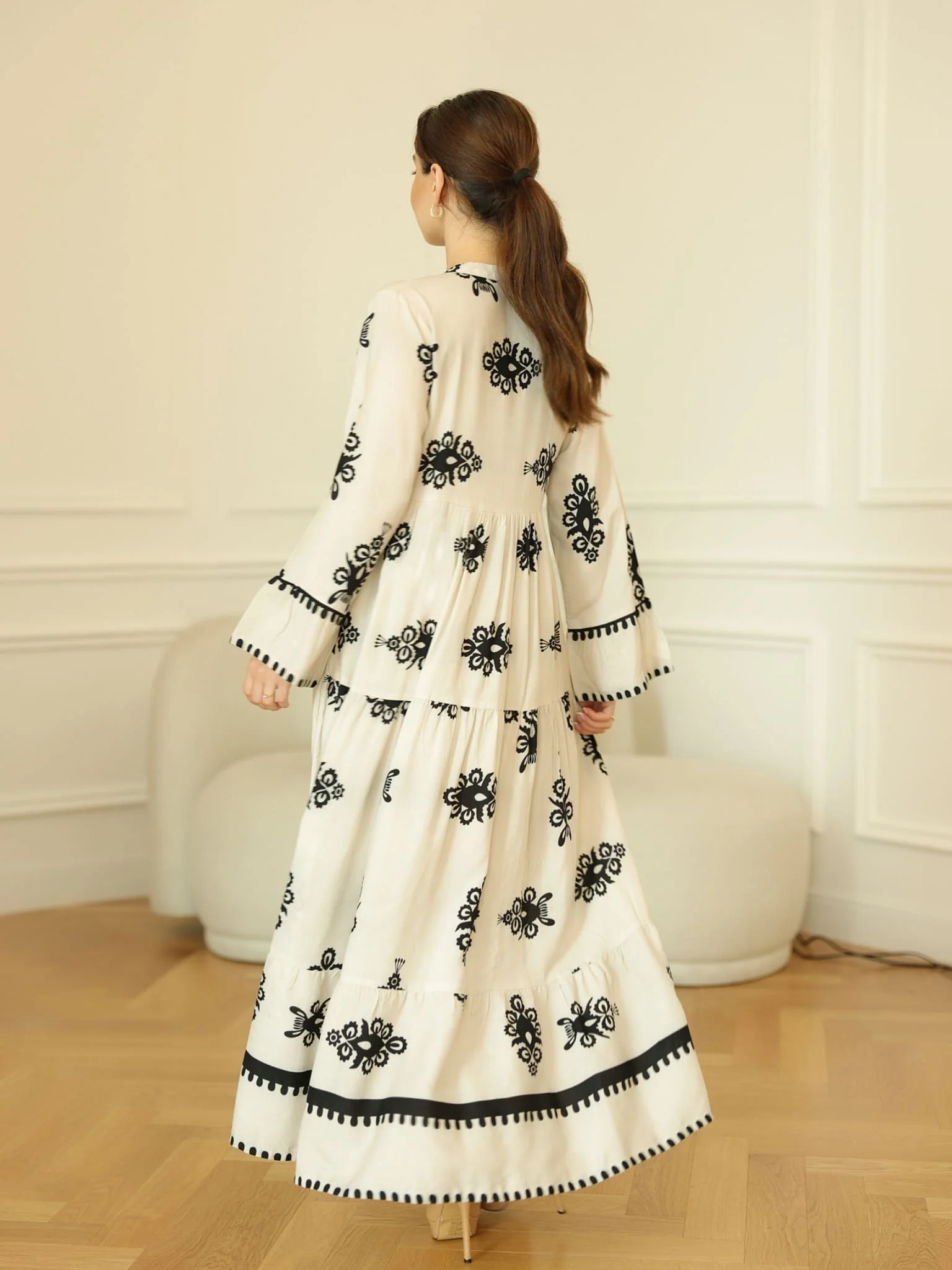 Morvina Off White Long Dress - Image 4