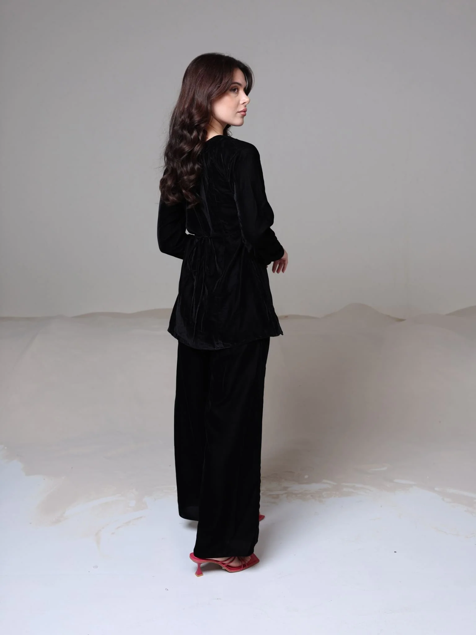 Oriana Black Velvet Co Ord Set - Image 12