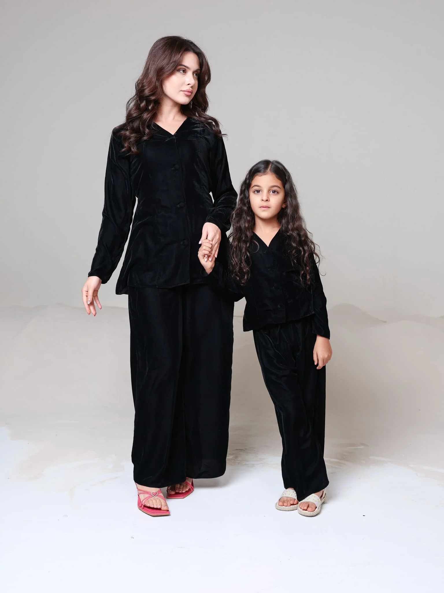 Oriana Black Velvet Co Ord Set - Image 3