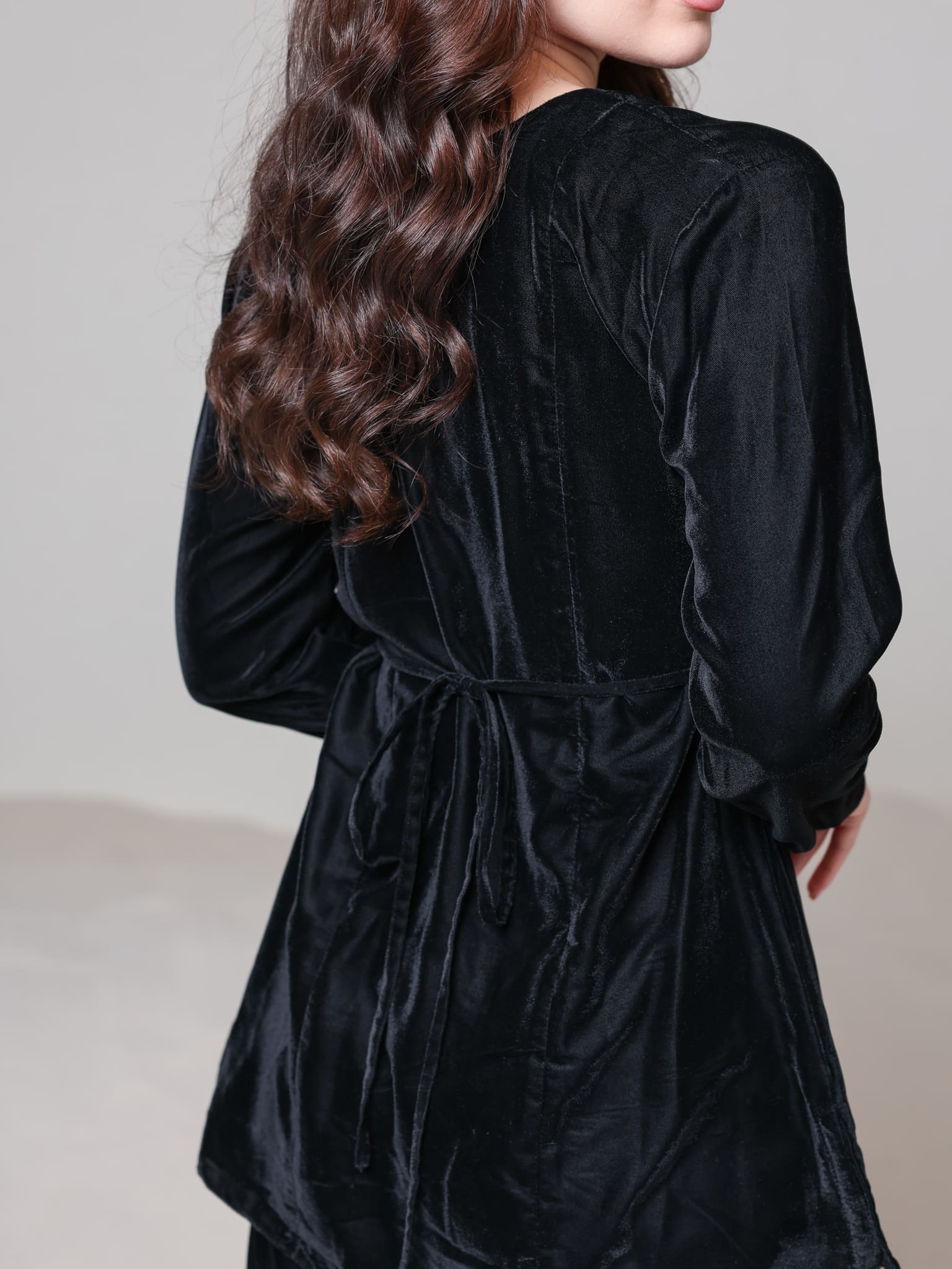 Oriana Black Velvet Co Ord Set - Image 4