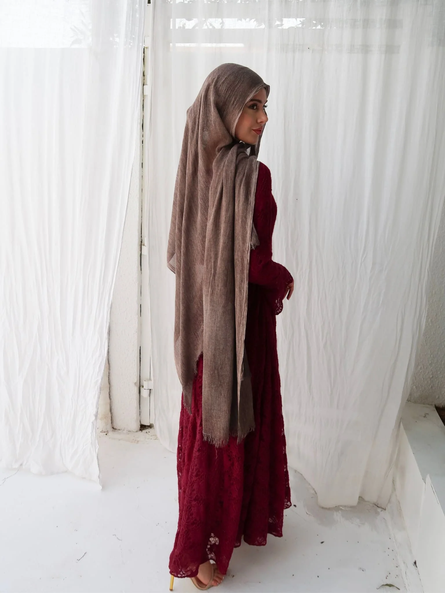Pearla Eclipse Brown Stole / Scarf - Image 6