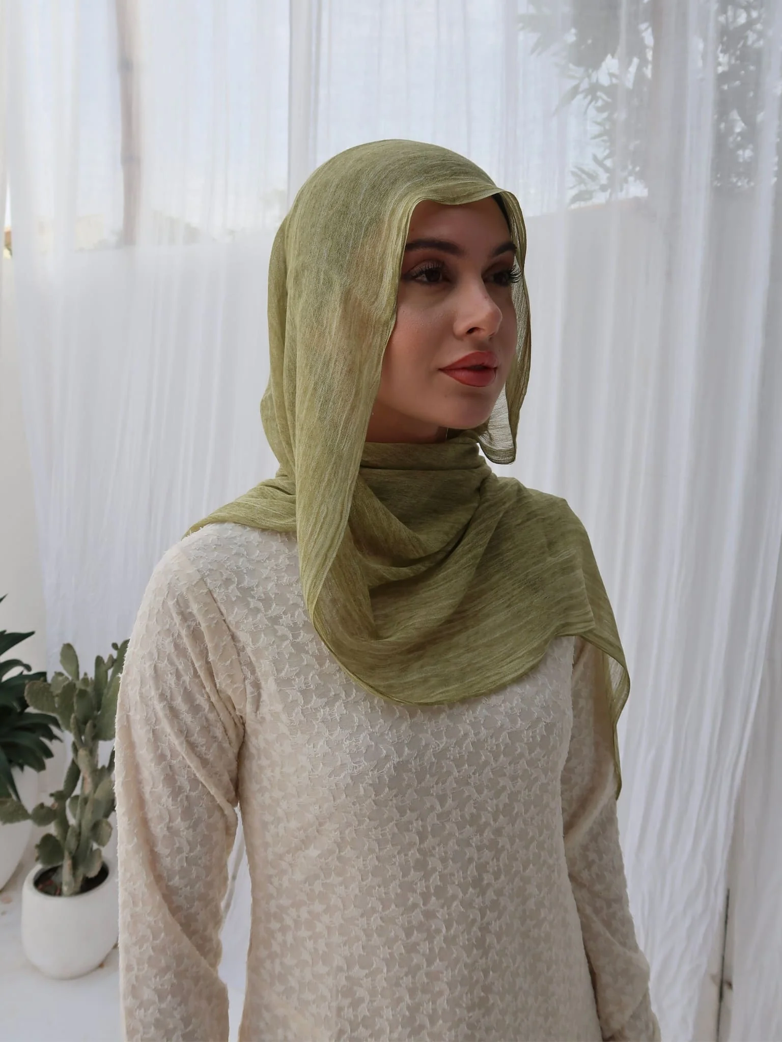 Pearla Matcha Green Stole / Scarf - Image 6