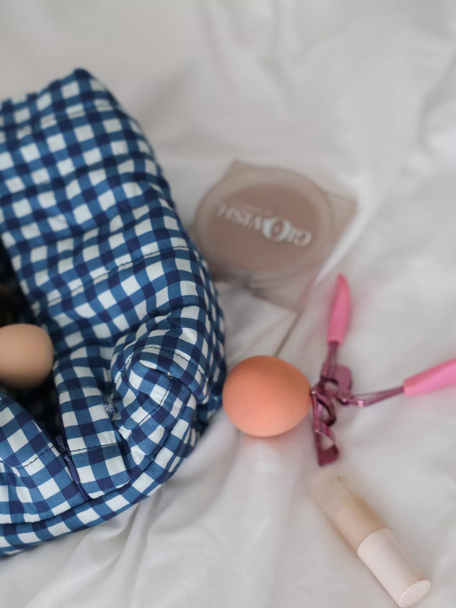 Pluffie Makeup Pouch - Image 2
