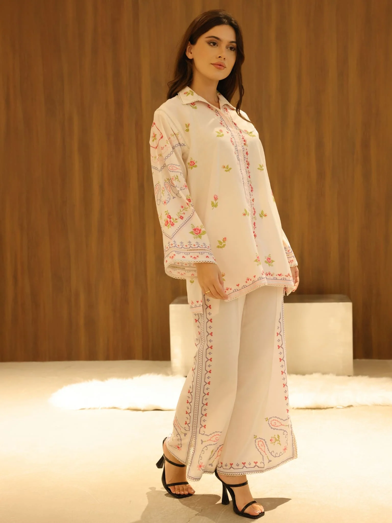 Rose Stitch Co Ord Set - Image 2