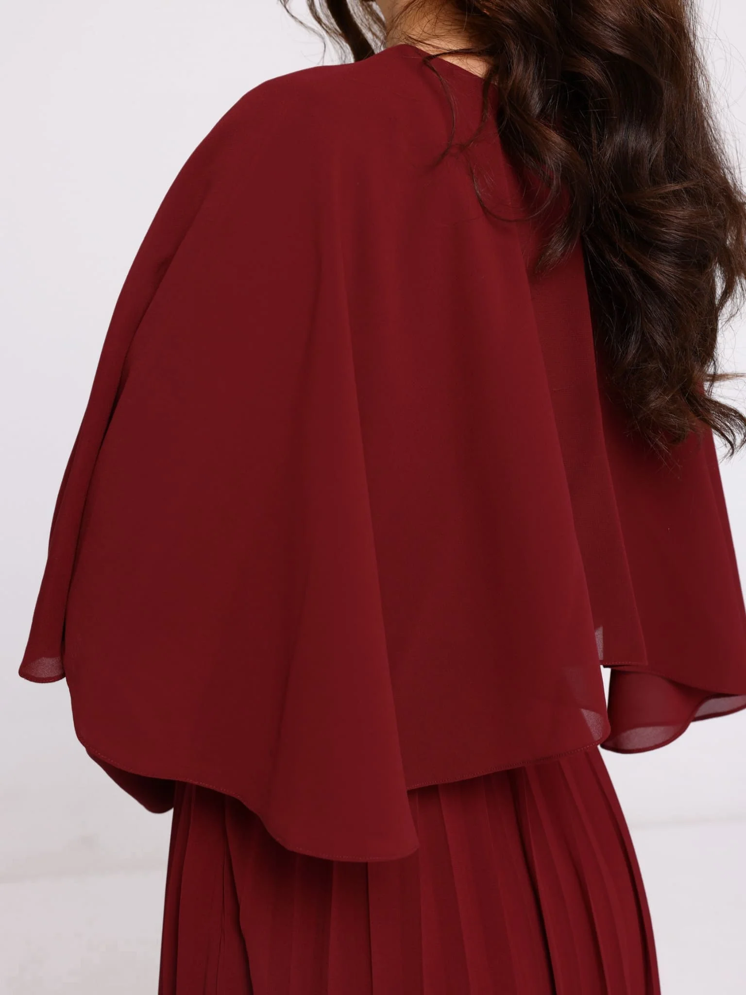 Saryn Maroon Pleated Dress With Cape - Image 5