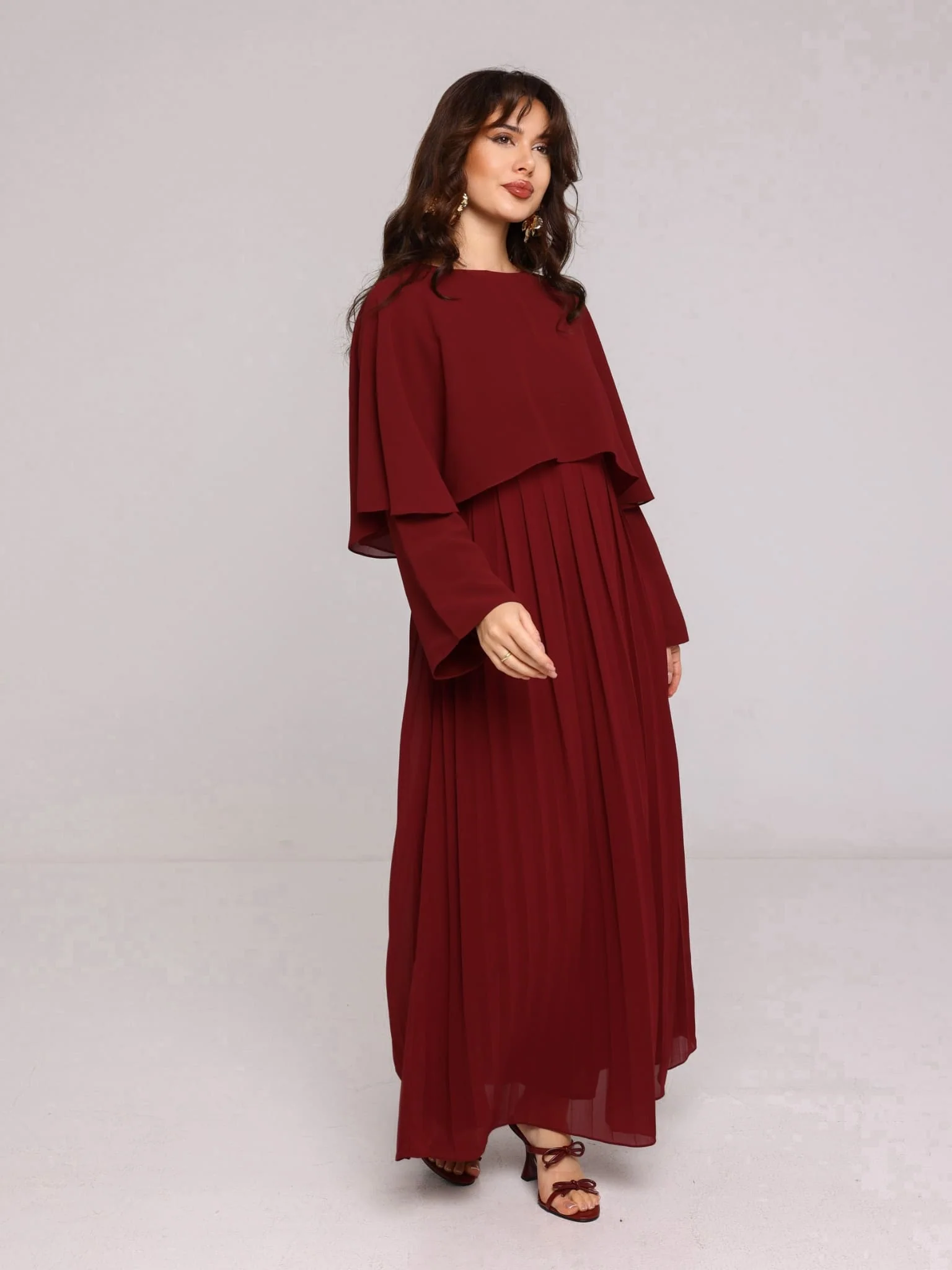 Saryn Maroon Pleated Dress With Cape - Image 6