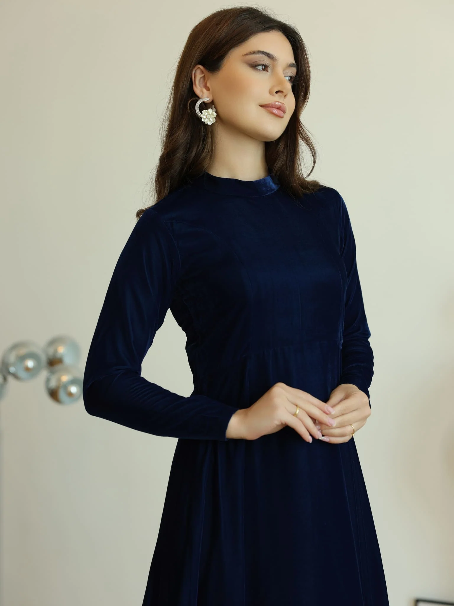 Shawn Blue Velvet Dress - Image 4