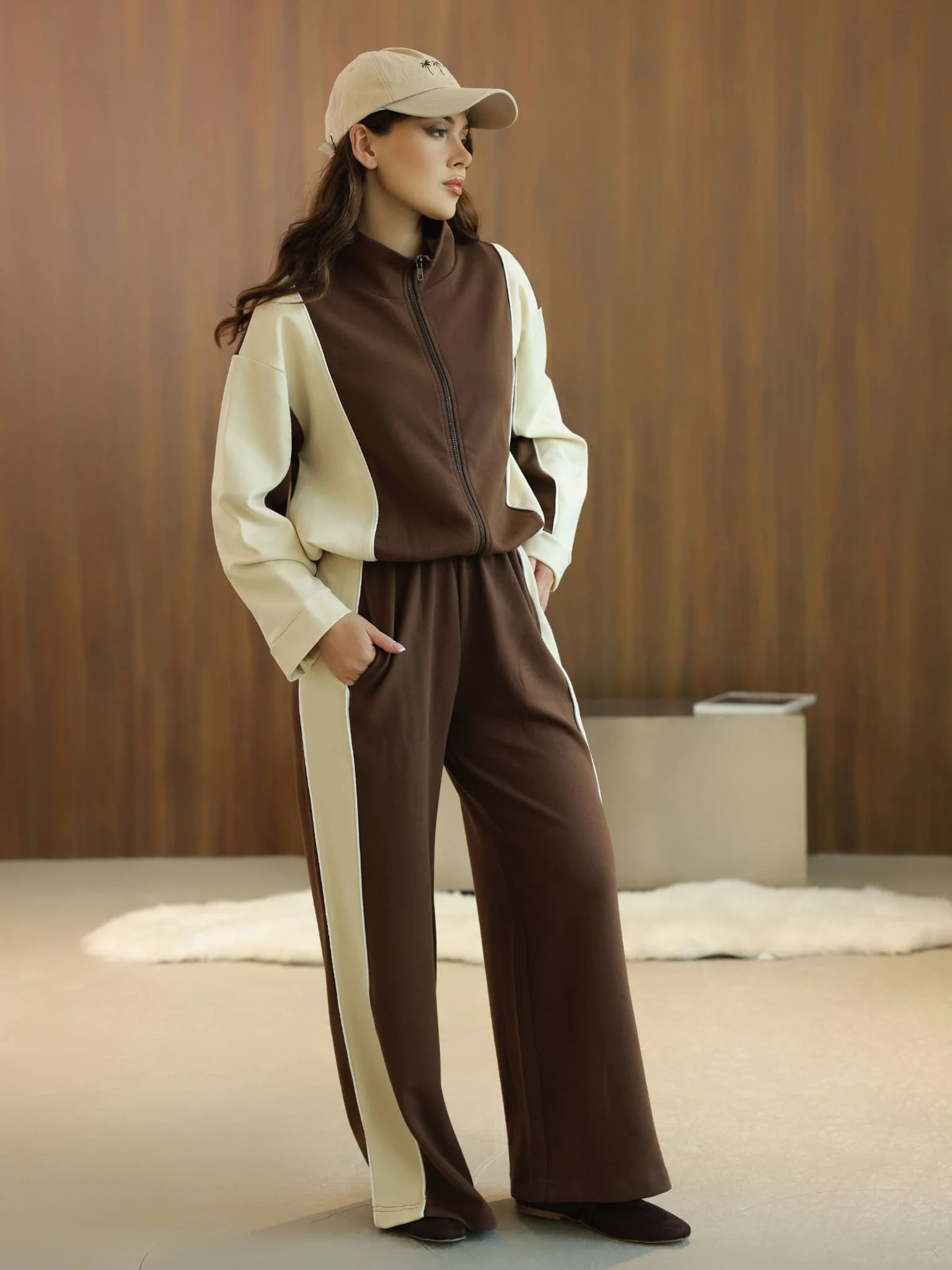 Signora Brown And Cream Softstreme Pull Over Sweat Shirt - Image 9