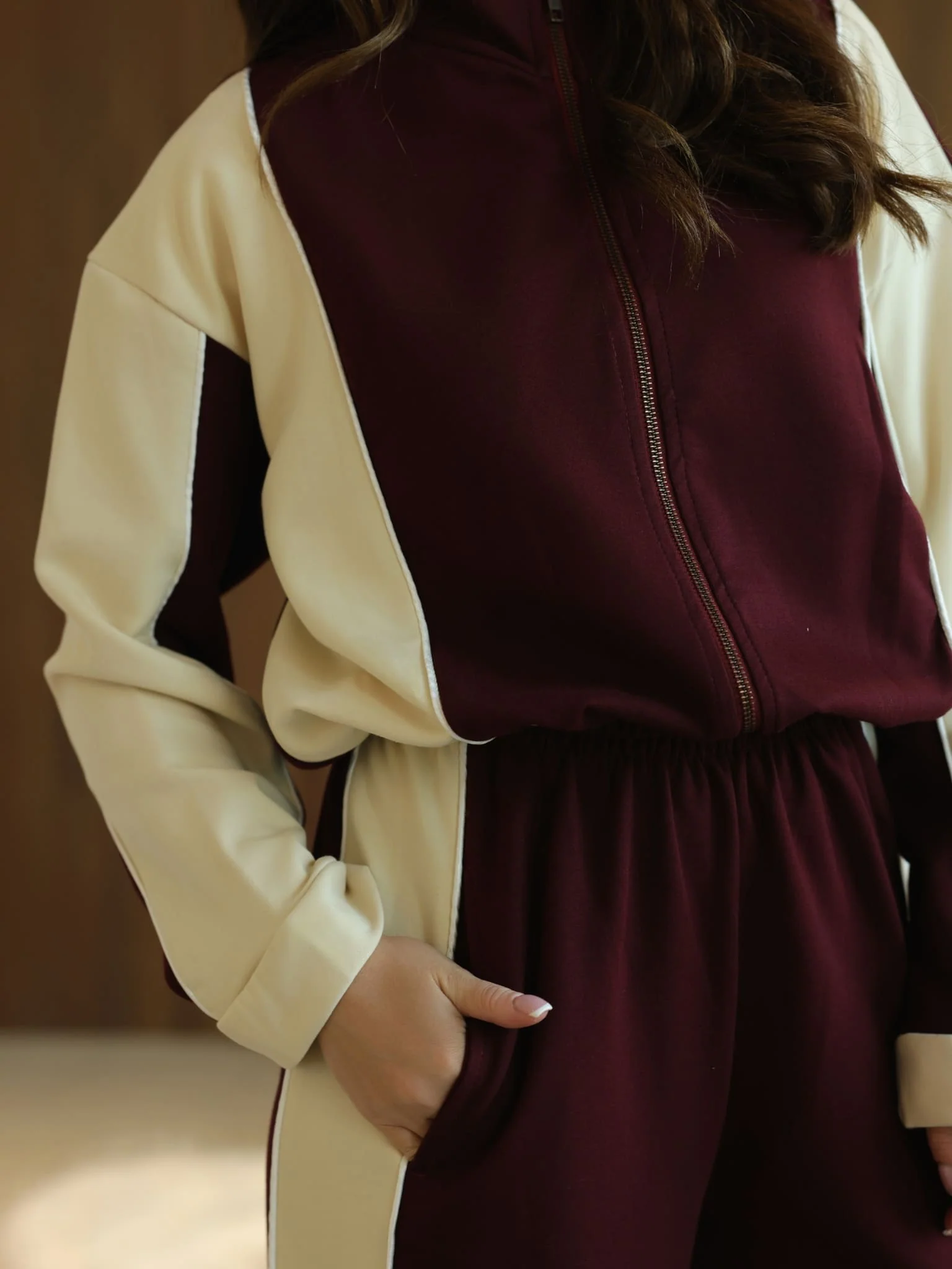 Signora Maroon And Cream Softstreme Pull Over Sweat Shirt - Image 2